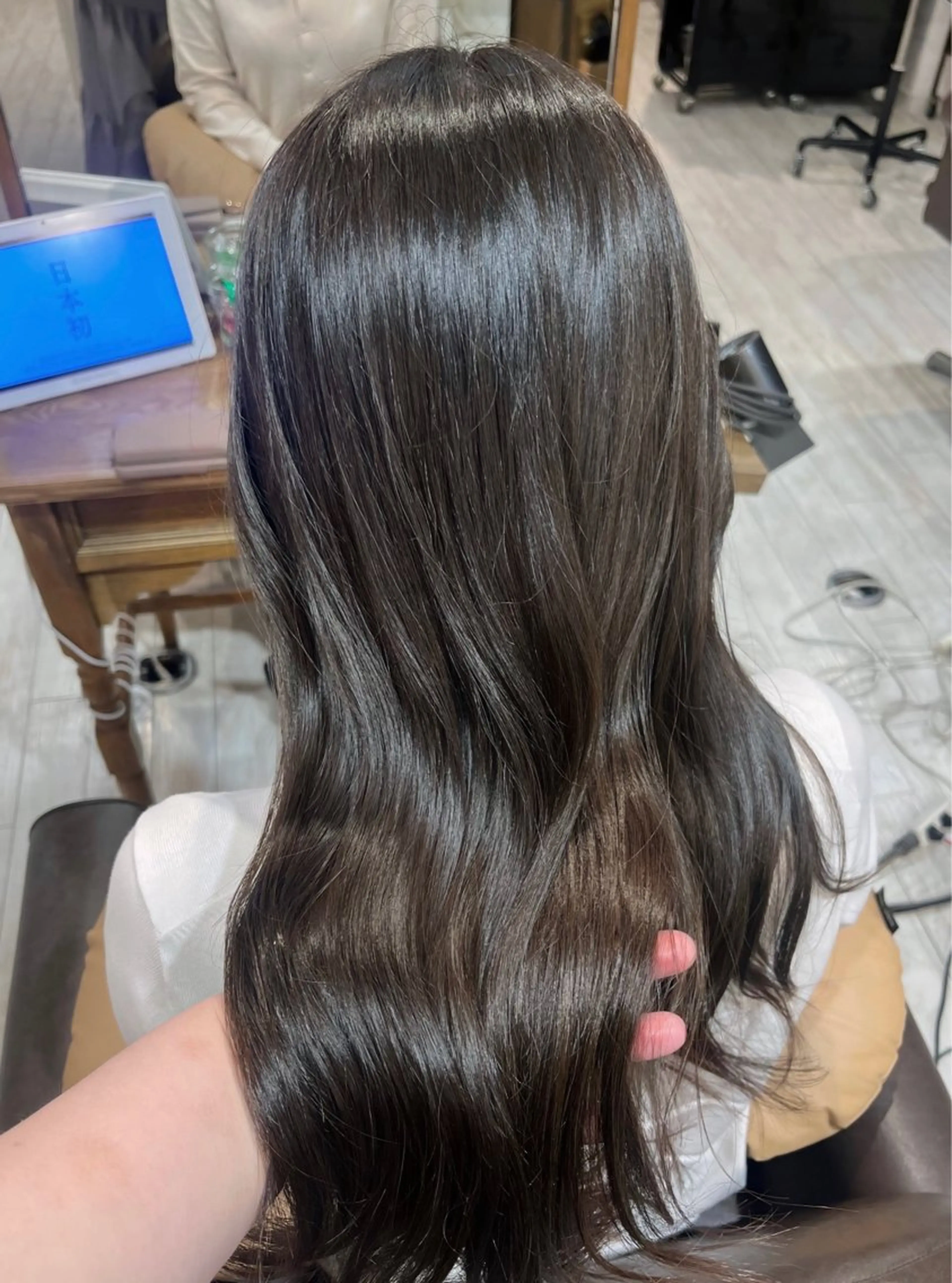 セミロング カラー アッシュ 透明感カラー ミント カット ヘアカラー 【韓国ヘア×透明感 カラー】笹谷 莉未のヘアスタイル