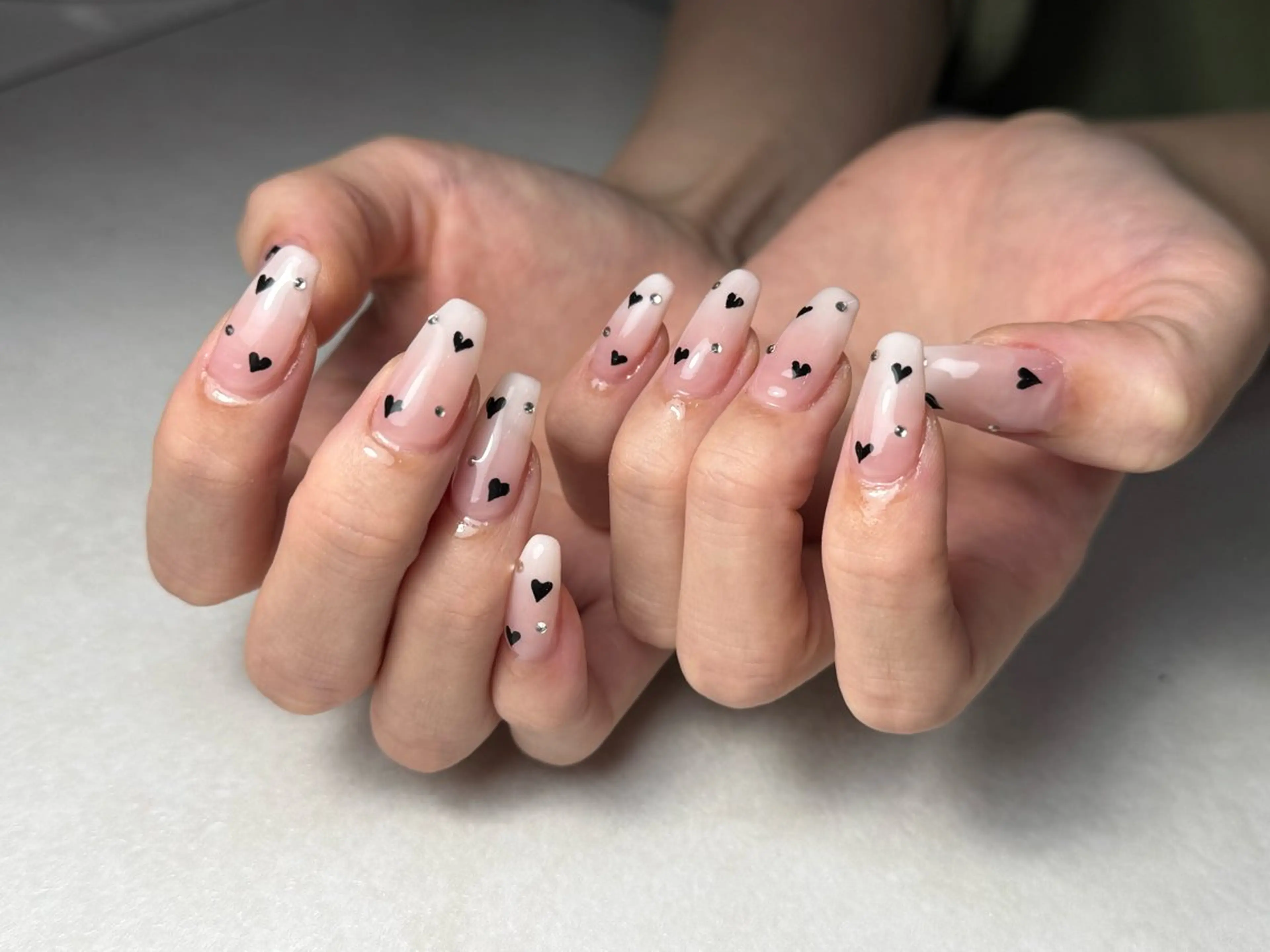 ネイル ハンドネイル 🐈‍⬛ Minamiのネイルデザイン