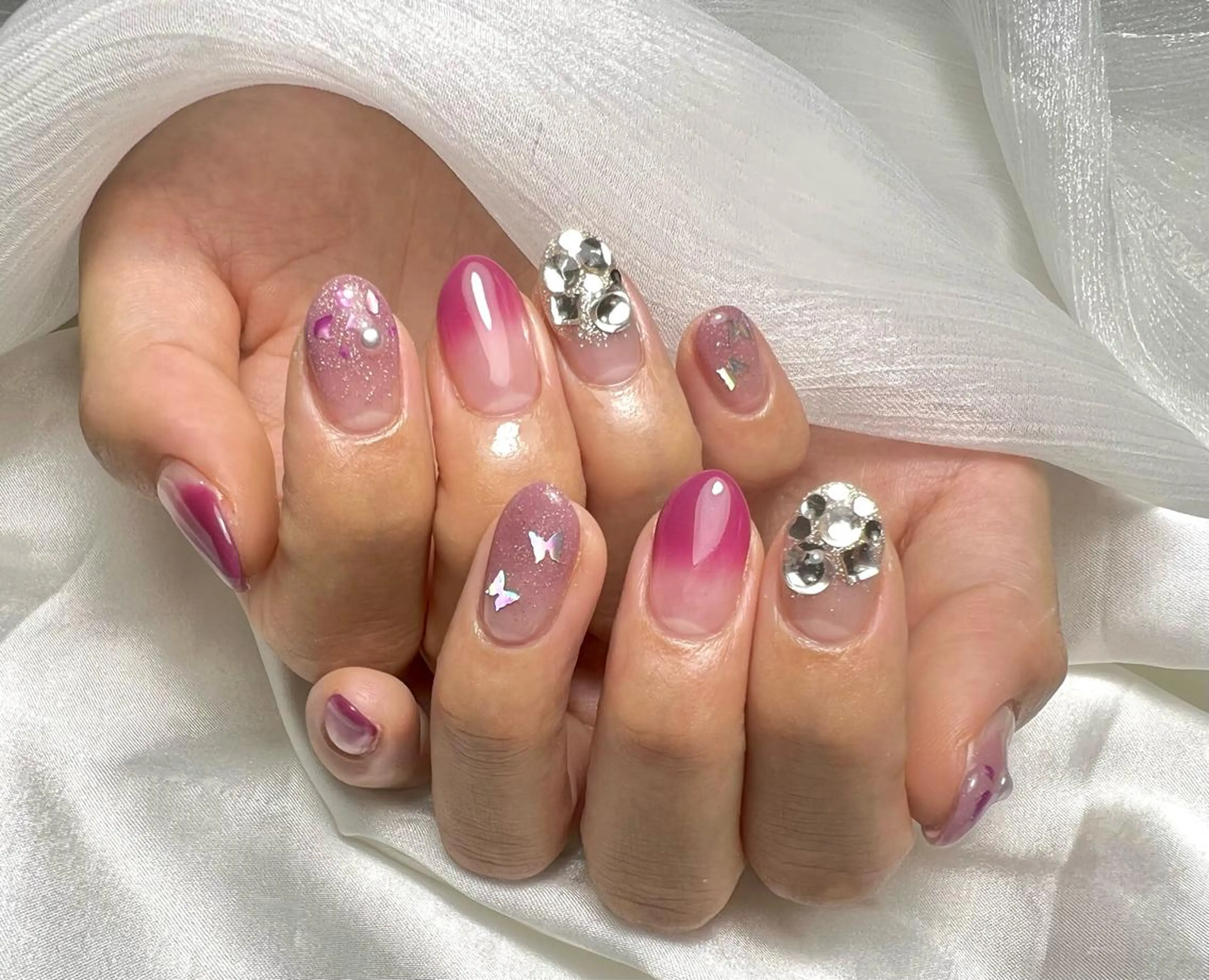 ネイル Una ☀️☀️のネイルデザイン