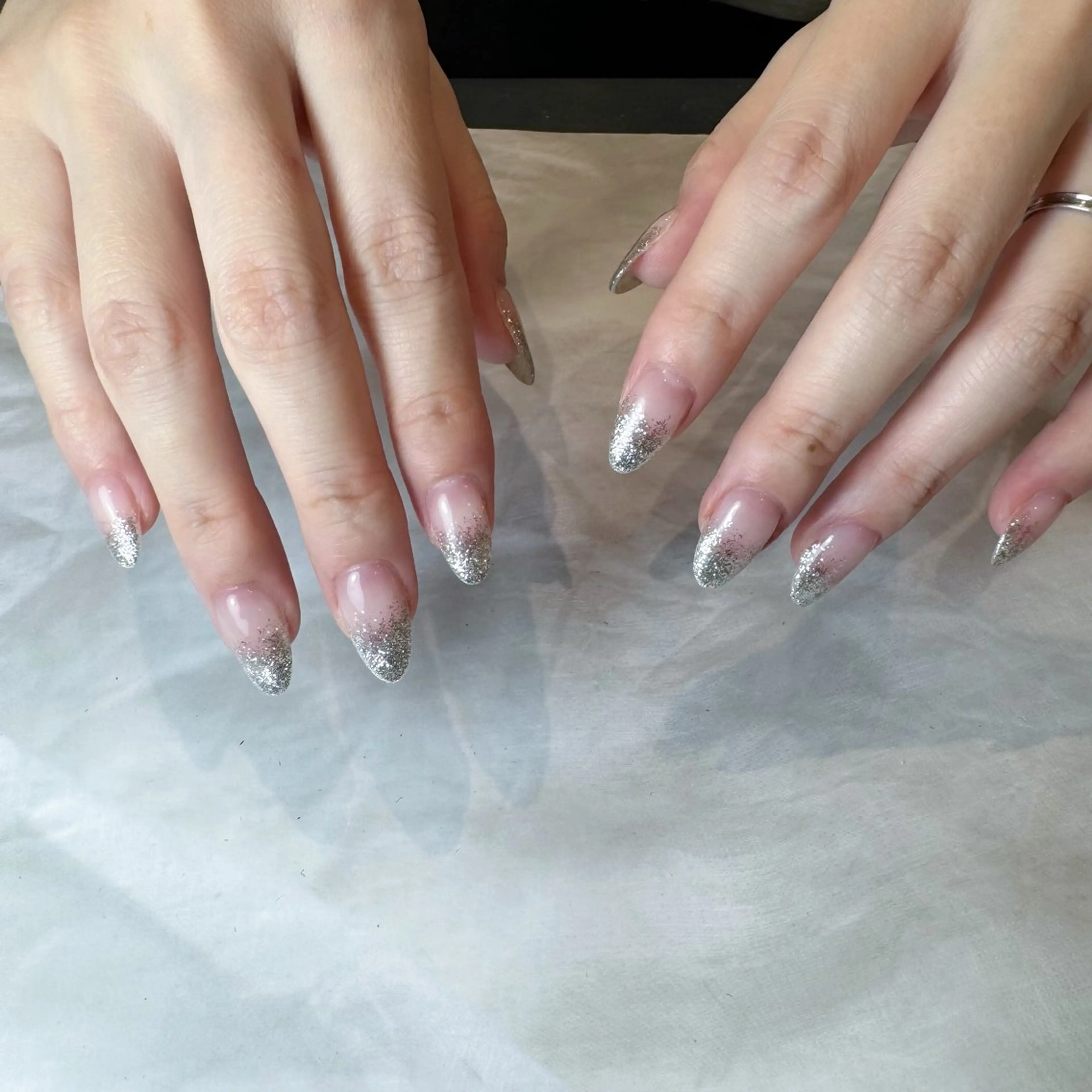 ネイル グラデーション ラメ(グリッター) ラメグラデーション yate' narumiのネイルデザイン