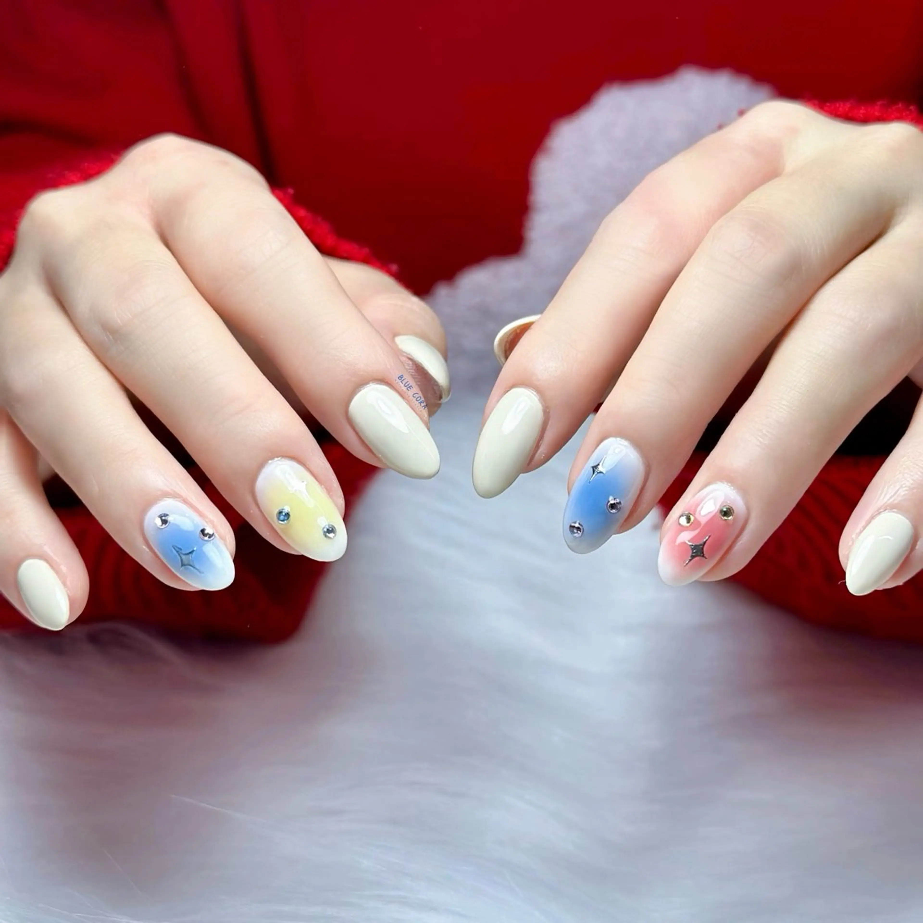 ネイル チークネイル マットネイル ハンドネイル ハンドケア BLUE CORA所属・BLUE CORAのネイルデザイン