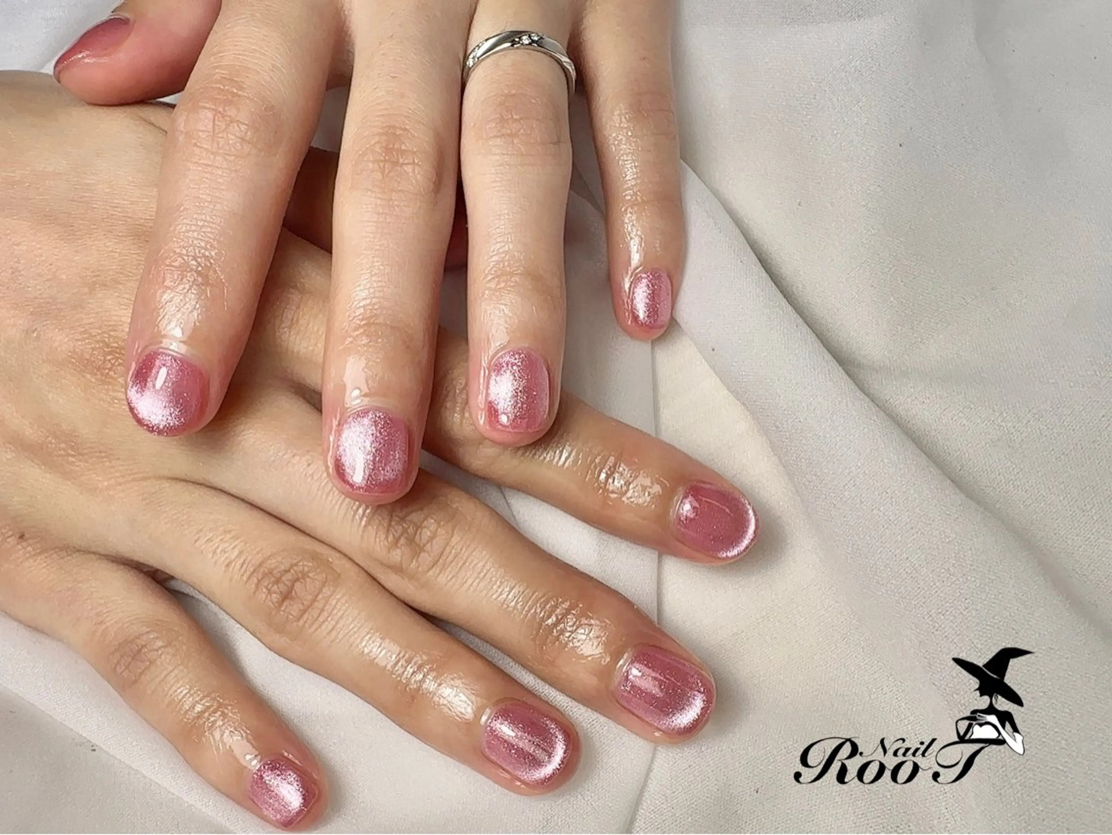 ネイル マグネットネイル ハンドネイル RooT Nailのネイルデザイン