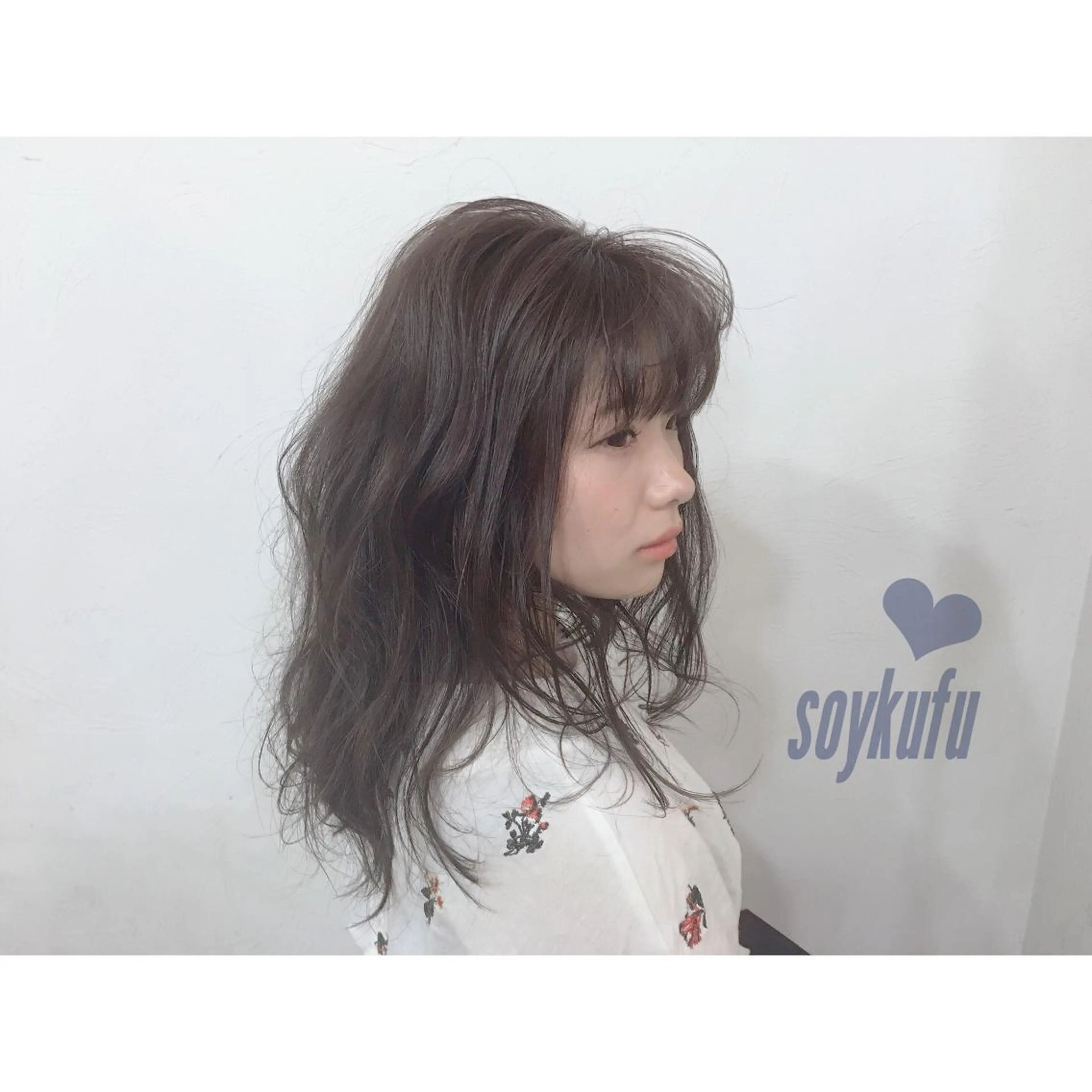 ロング 【今だけブリーチ 限定価格💕】すみのヘアスタイル