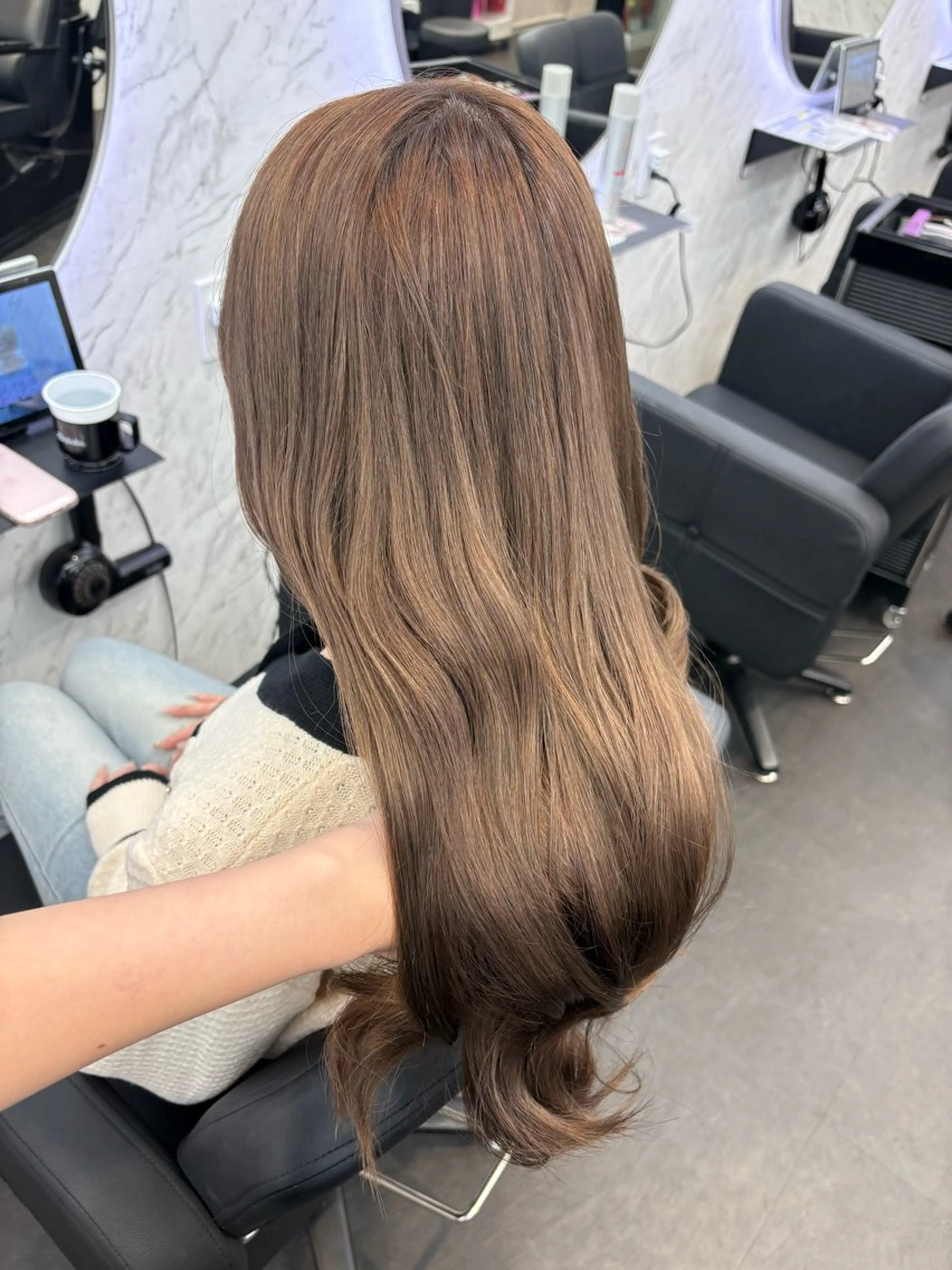 ロング カラー グレージュ ミルクティーグレージュ カット ヘアカラー hair salon dot. mooda 韓国風サロン 町田店所属・韓国風ヘア🎀🩶 /♡𝓝𝓸𝓪♡のヘアスタイル