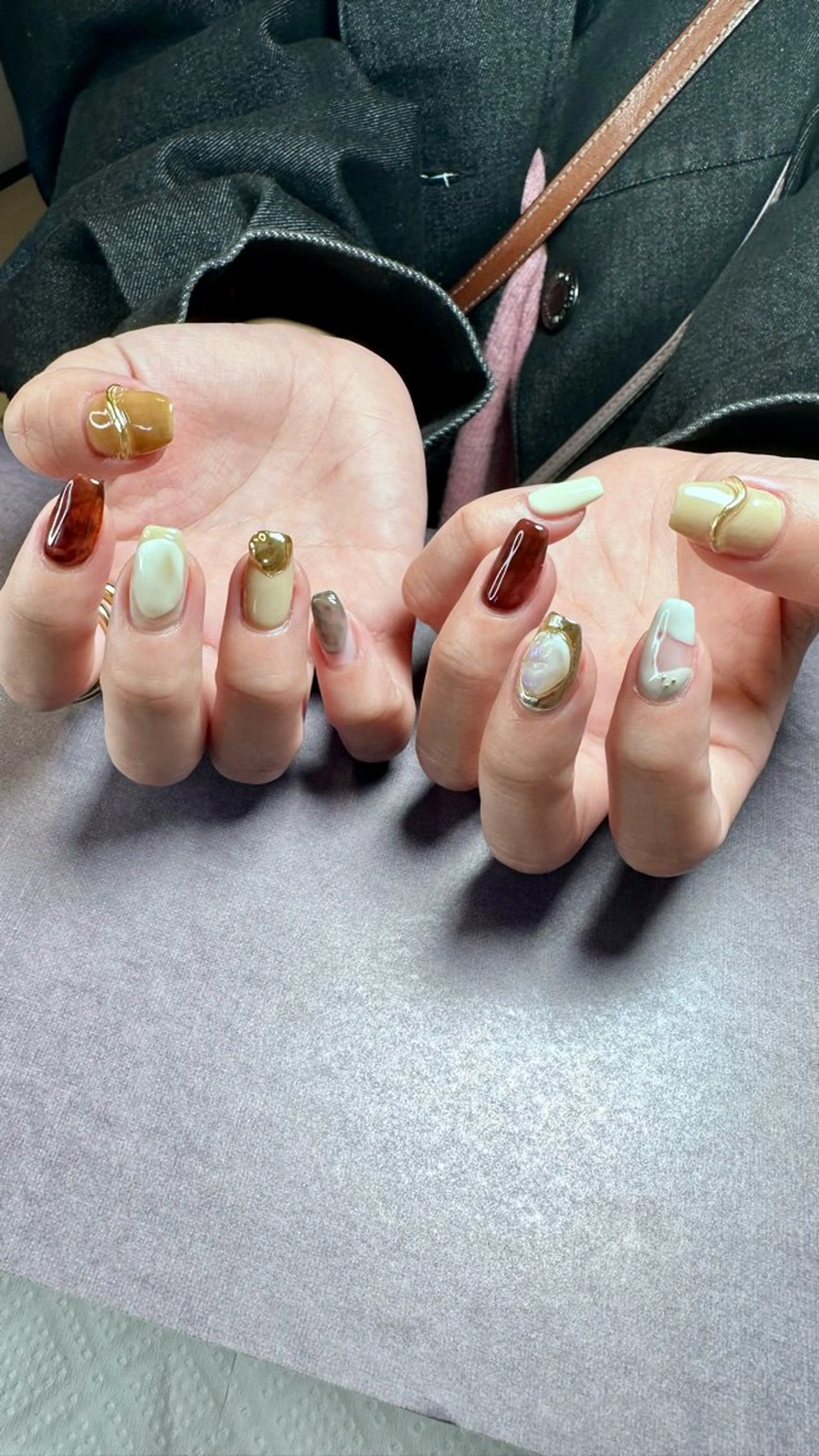 ネイル ニュアンスネイル ハンドネイル ハンドケア Atelier Ariのネイルデザイン