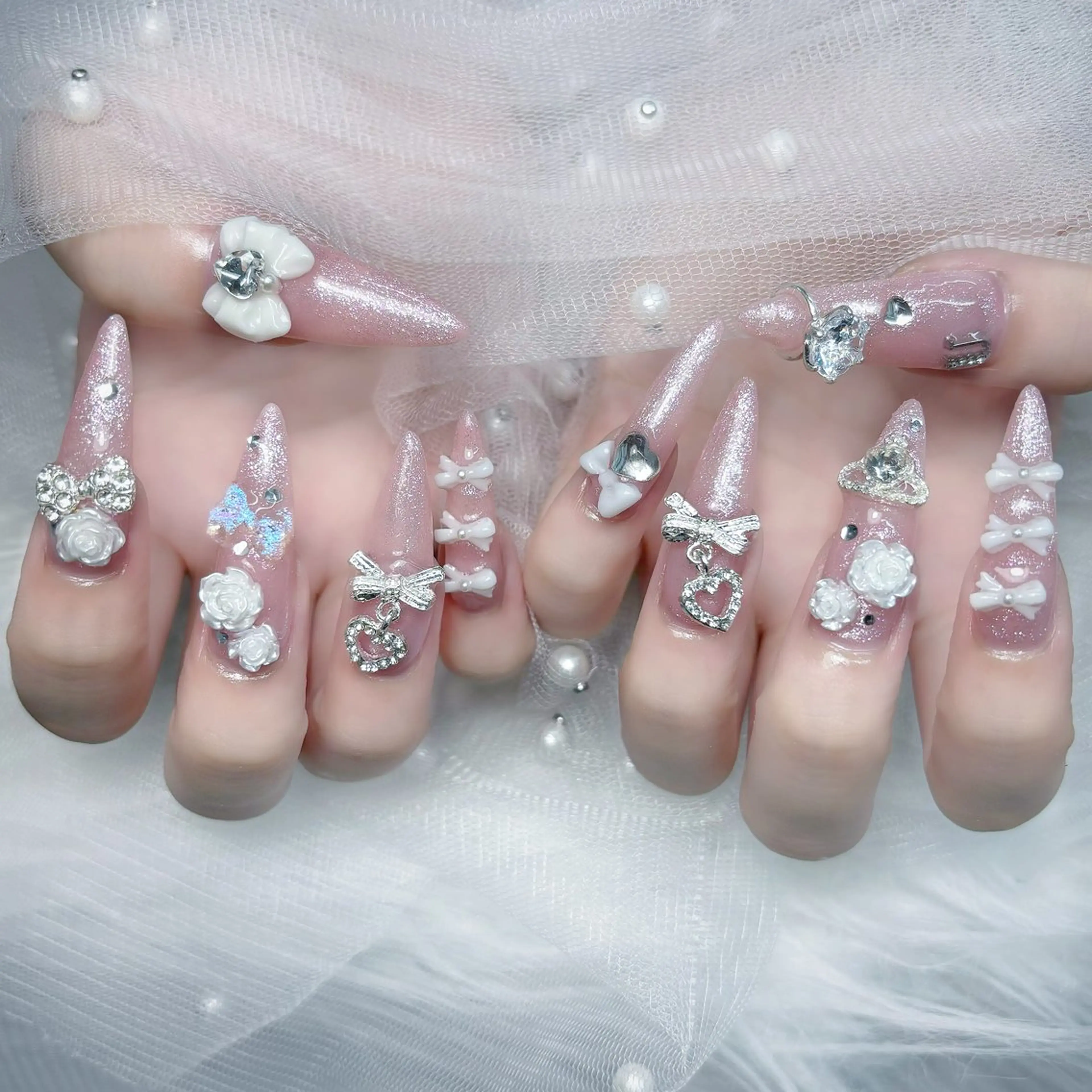 ネイル アートネイル ジェルネイル キラキラネイル 持ち込み シンプルネイル Nova Nail Salonのネイルデザイン