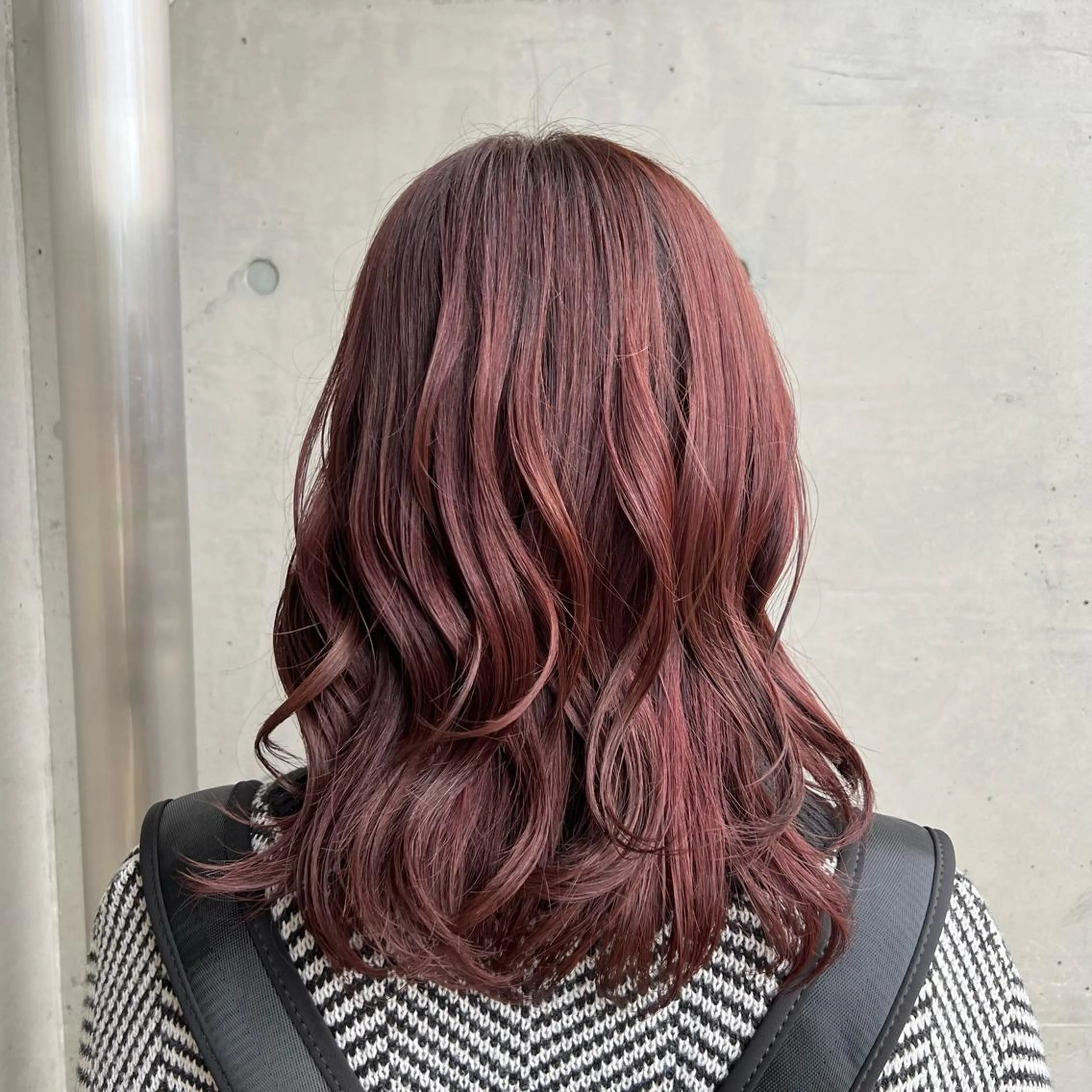 カラー ピンクカラー ヘアカラー トリートメント stylist 🐶内藤 成香のヘアスタイル