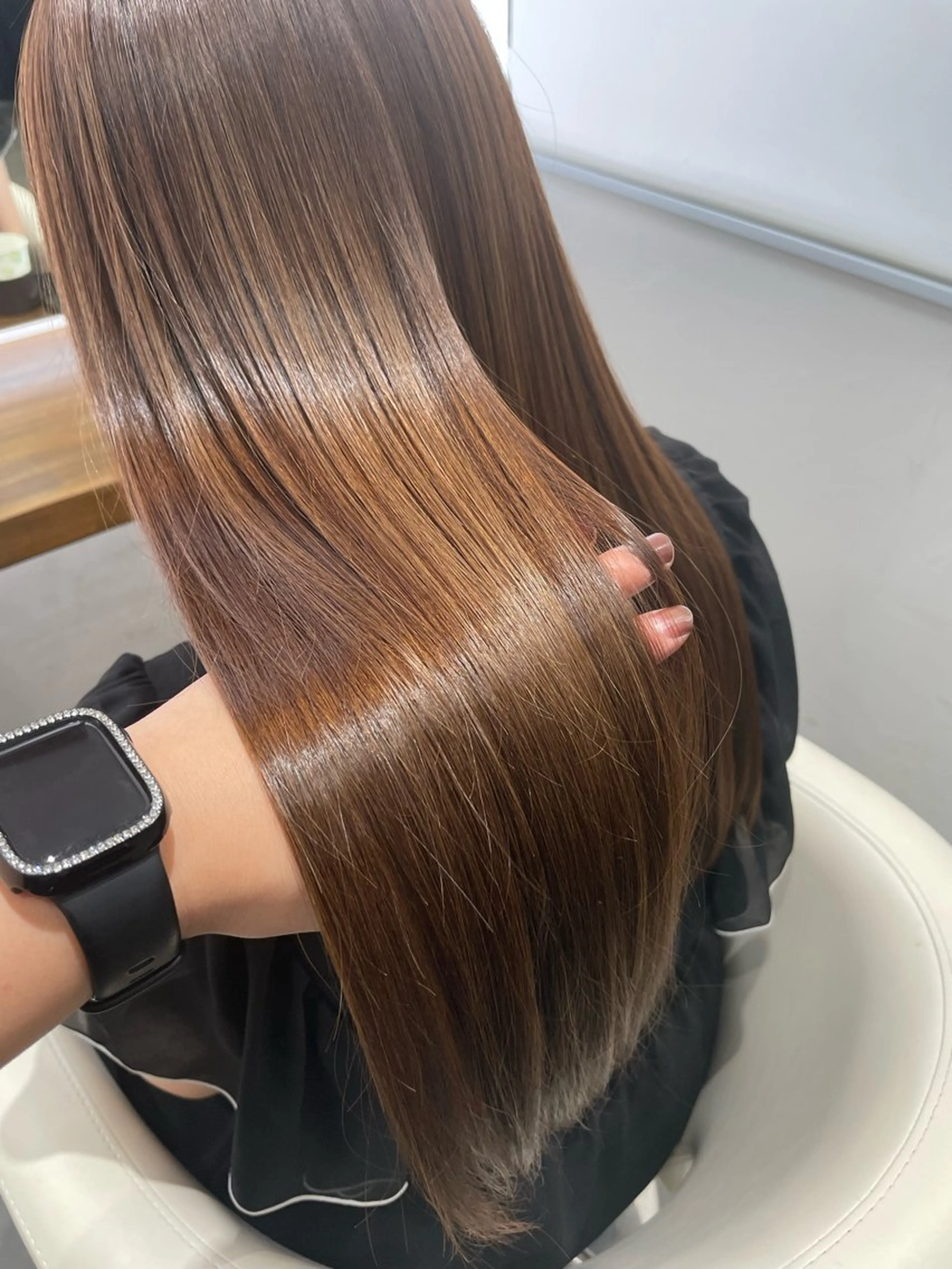 ロング カラー ベージュカラー ブリーチ ミルクティーベージュ ブリーチなしカラー ヘアカラー トリートメント 🎨 SHIORI🥀のヘアスタイル