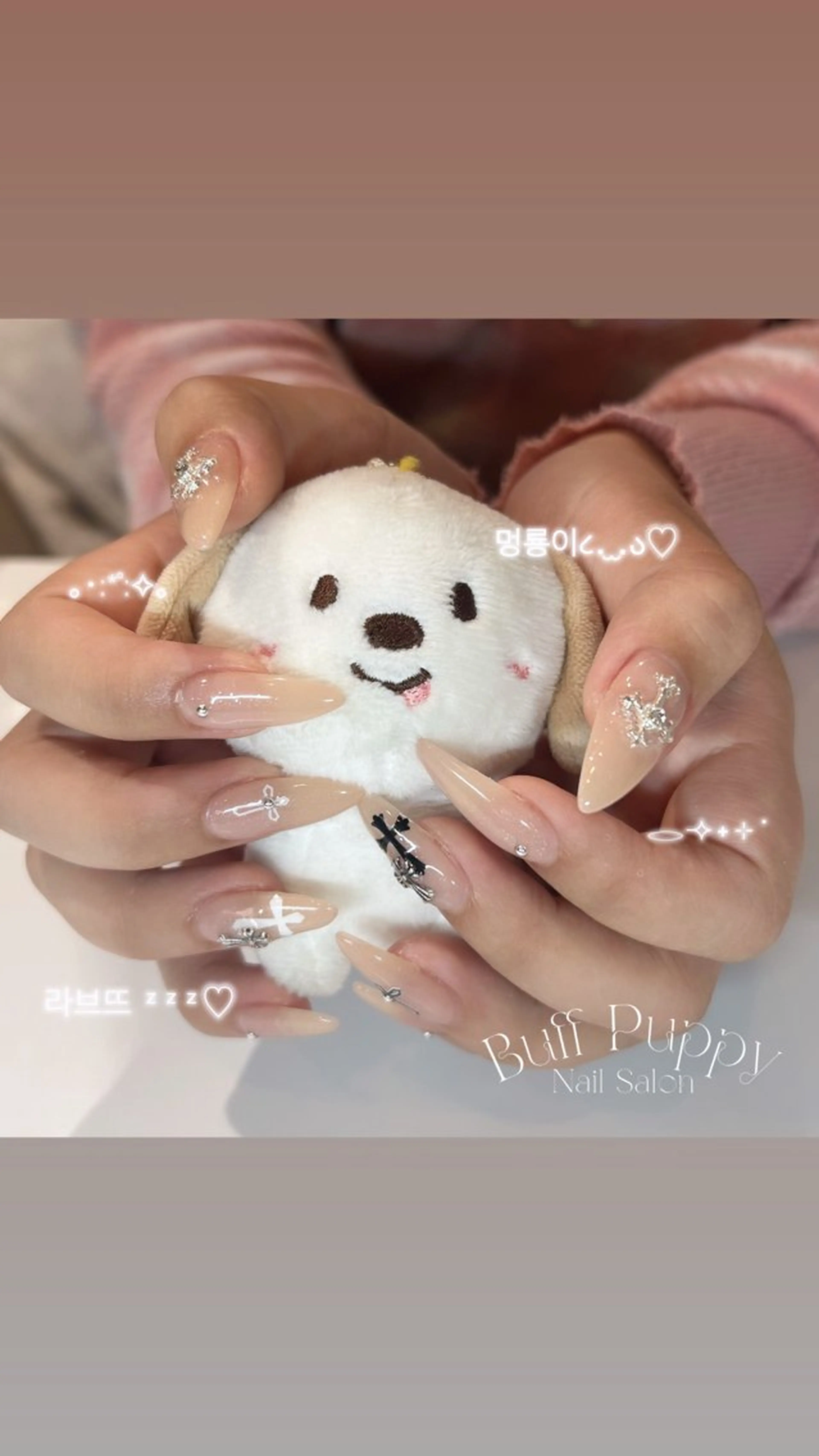 ネイル Buff Puppy所属・Mon Buff Puppyのネイルデザイン