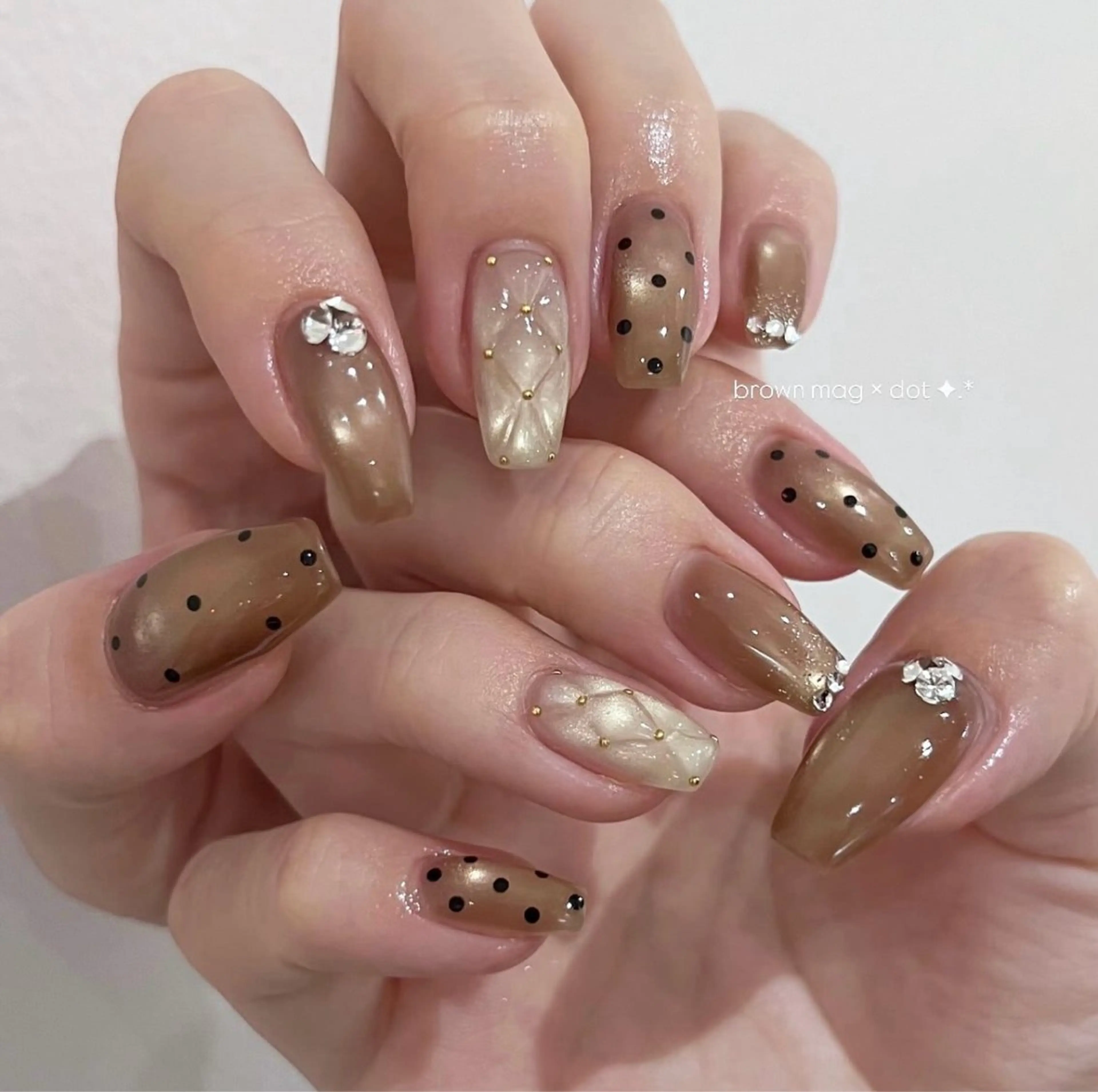 ネイル 韓国ネイル 持ち込み ニュアンスネイル ネイルチップ ハンドネイル TABI ANA.CHUOのネイルデザイン