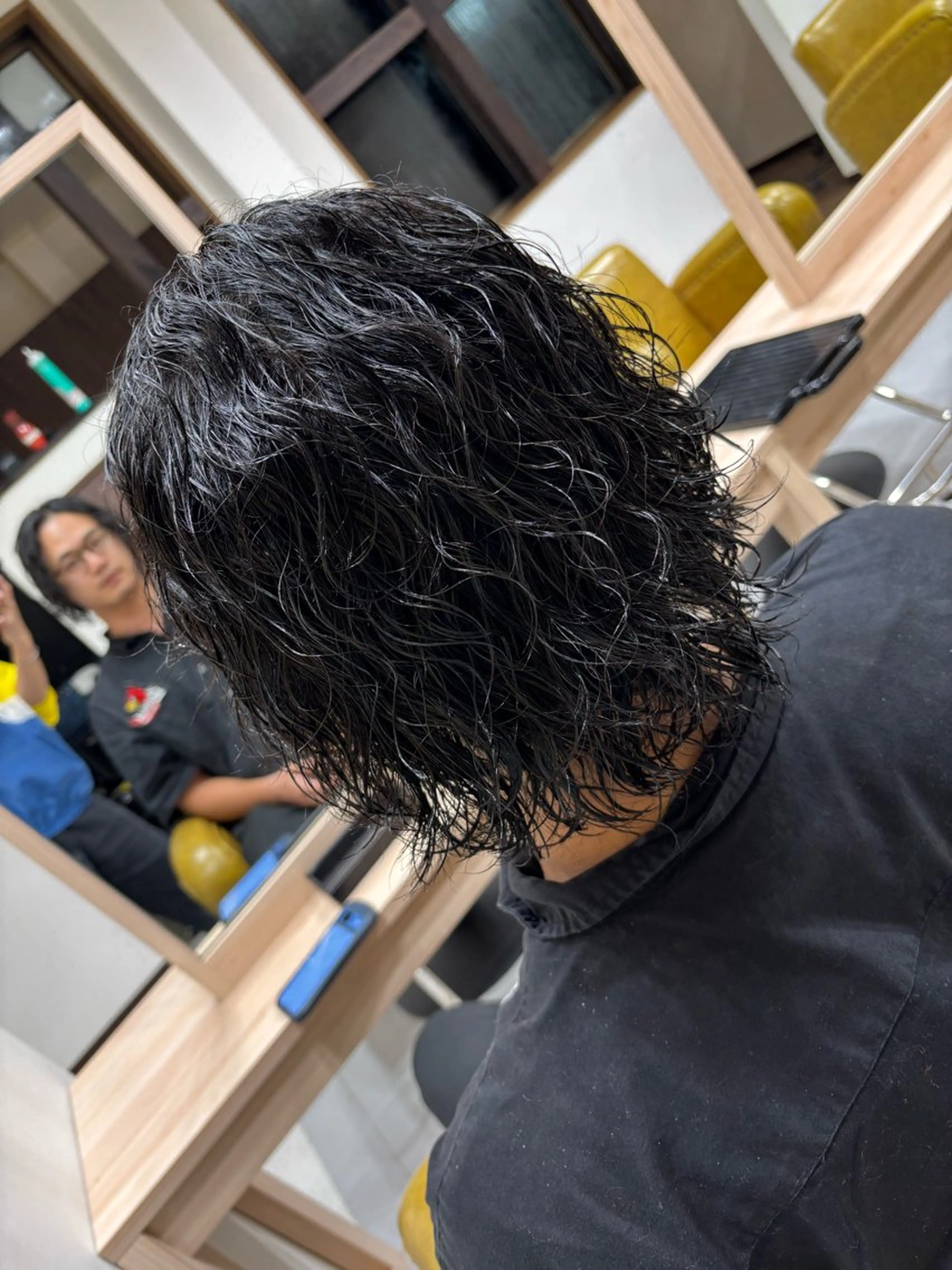 ミディアム カット パーマ 峯 渉人のヘアスタイル