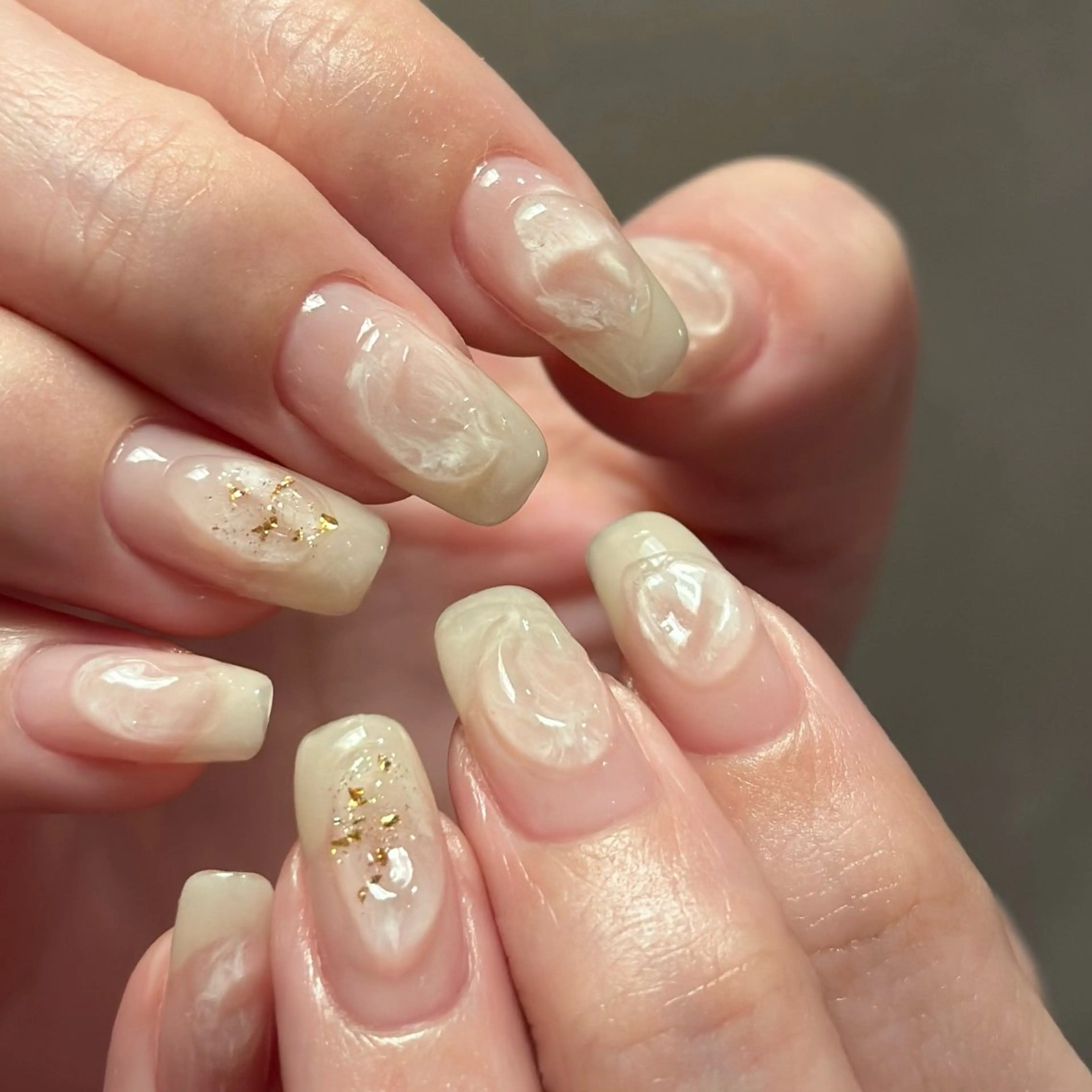 ネイル ニュアンスネイル aoi .のネイルデザイン