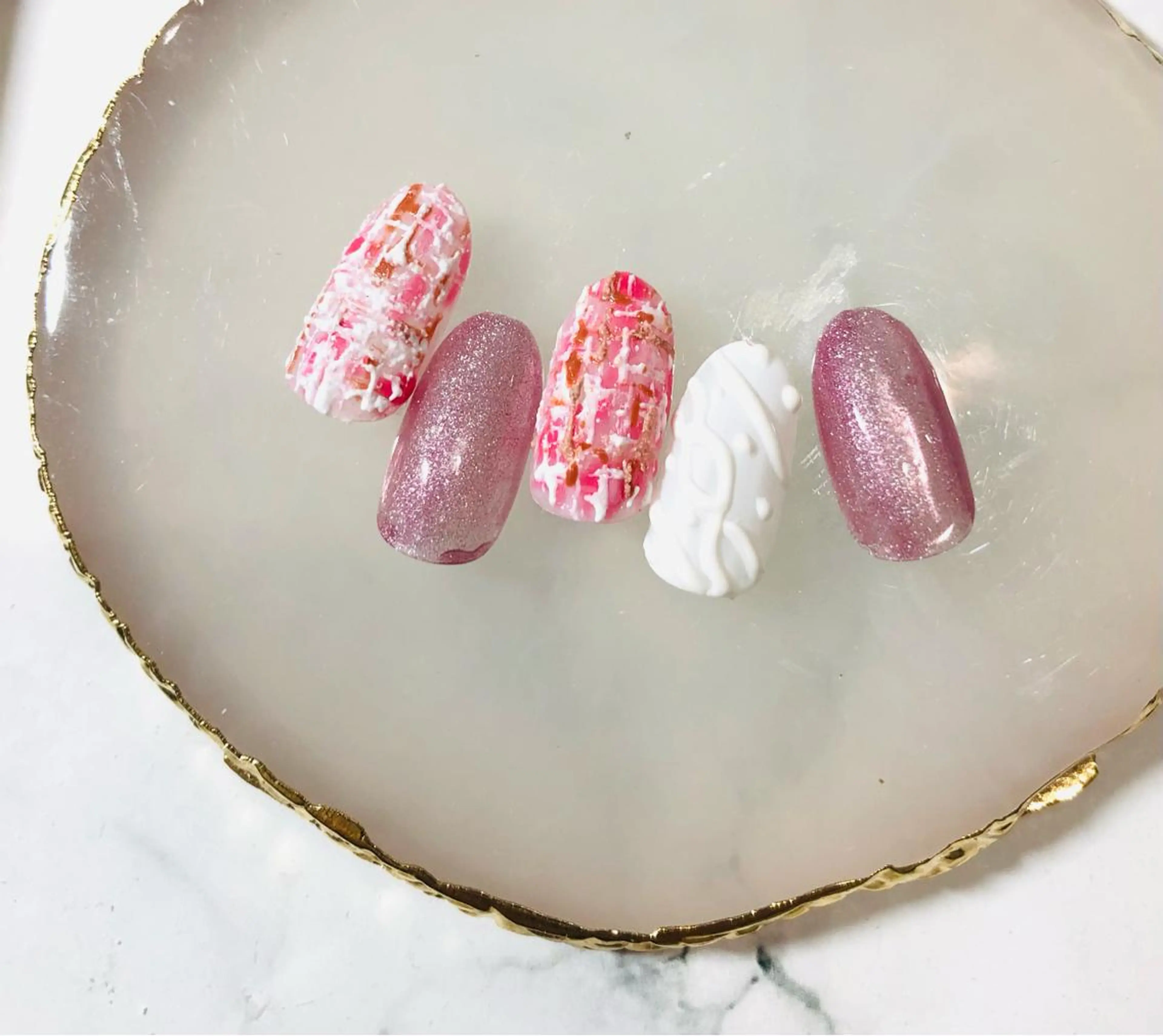 ネイル ニュアンスネイル ツイードネイル 冬ネイル クリスマス H3(エイチスリー)所属・H3 hitoのネイルデザイン