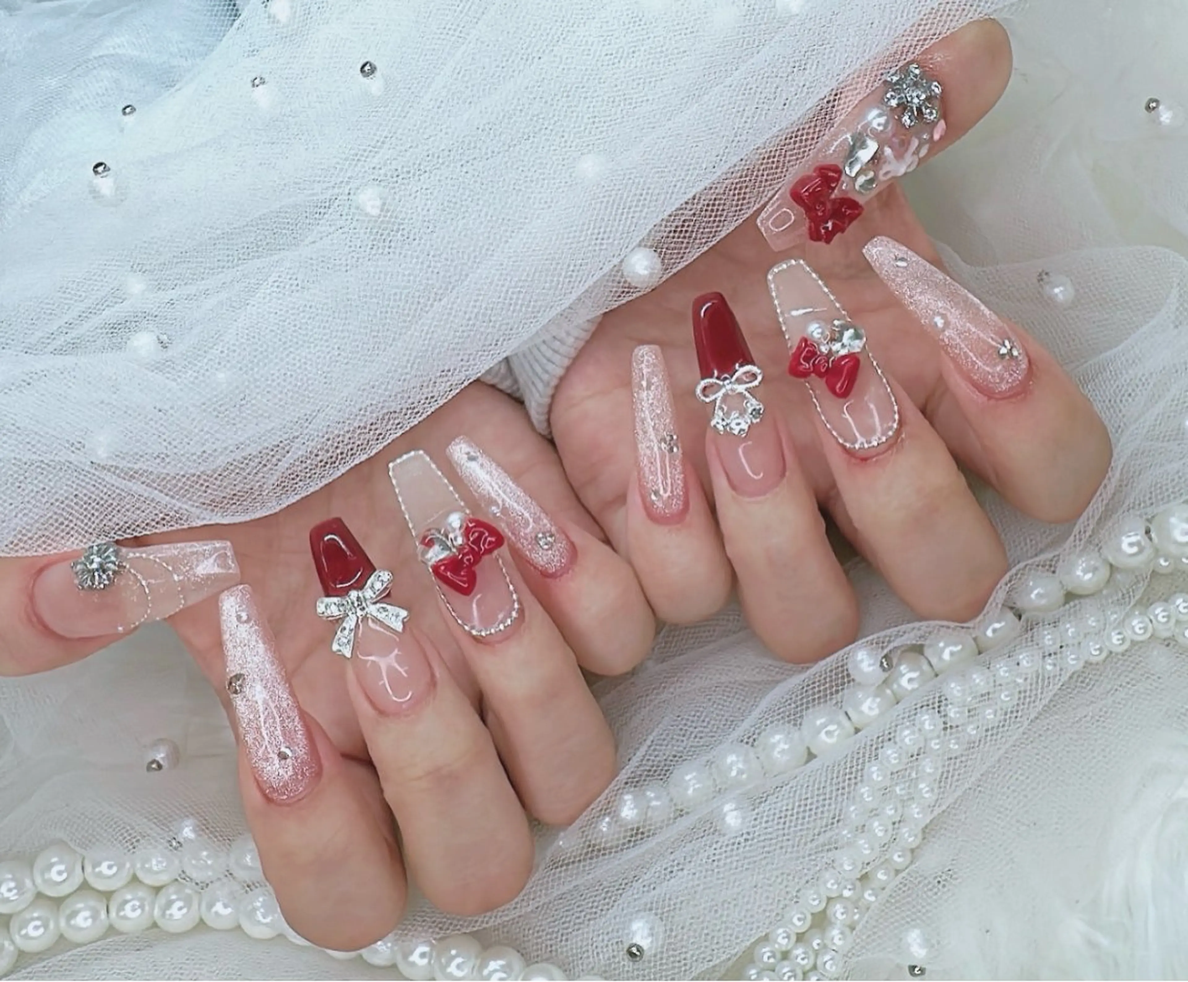 ネイル ハンドネイル フットネイル ハンドケア R nailsalon所属・R salonのネイルデザイン