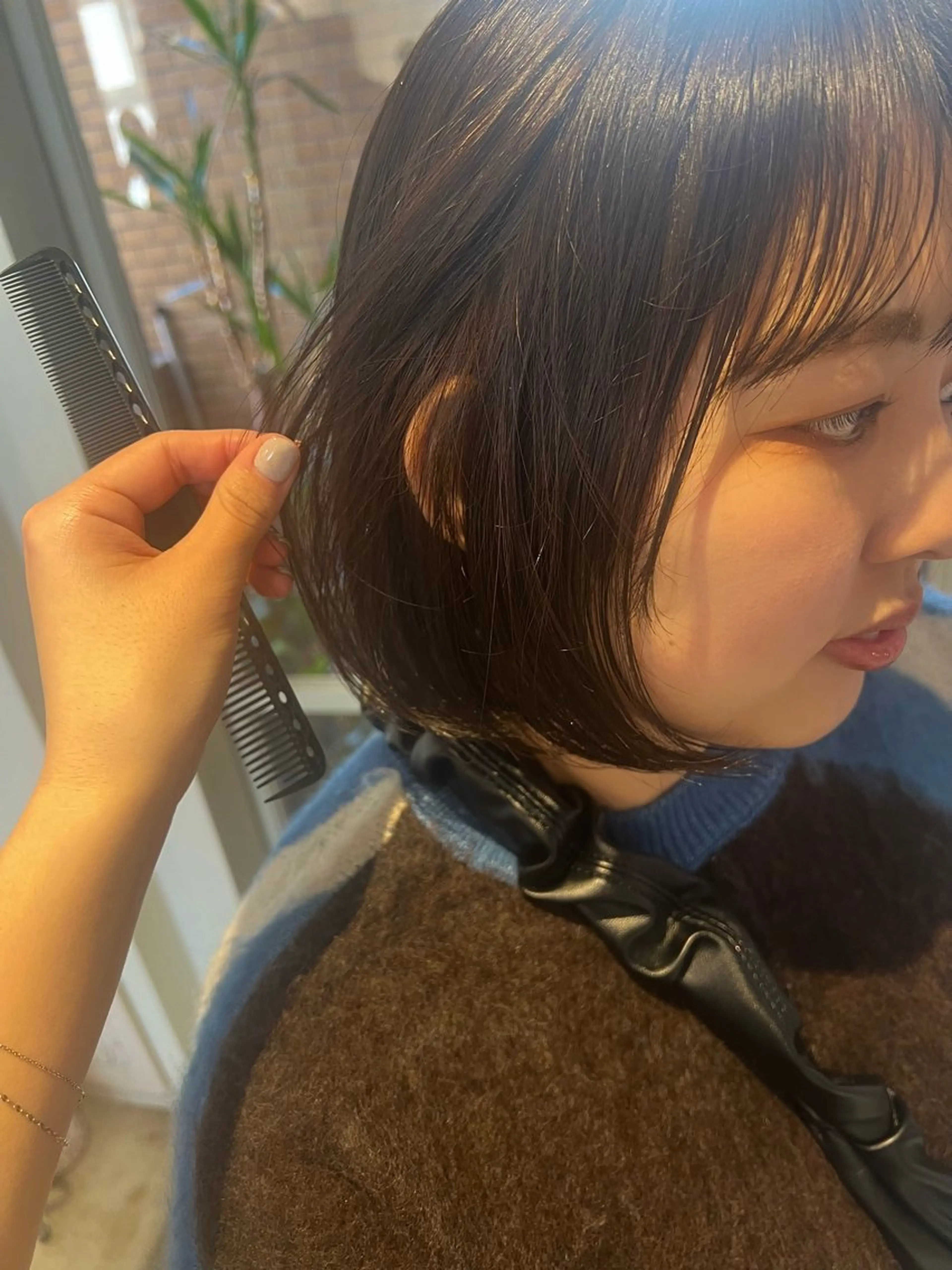 ショート カラー ベージュカラー 南部 綾音のヘアスタイル