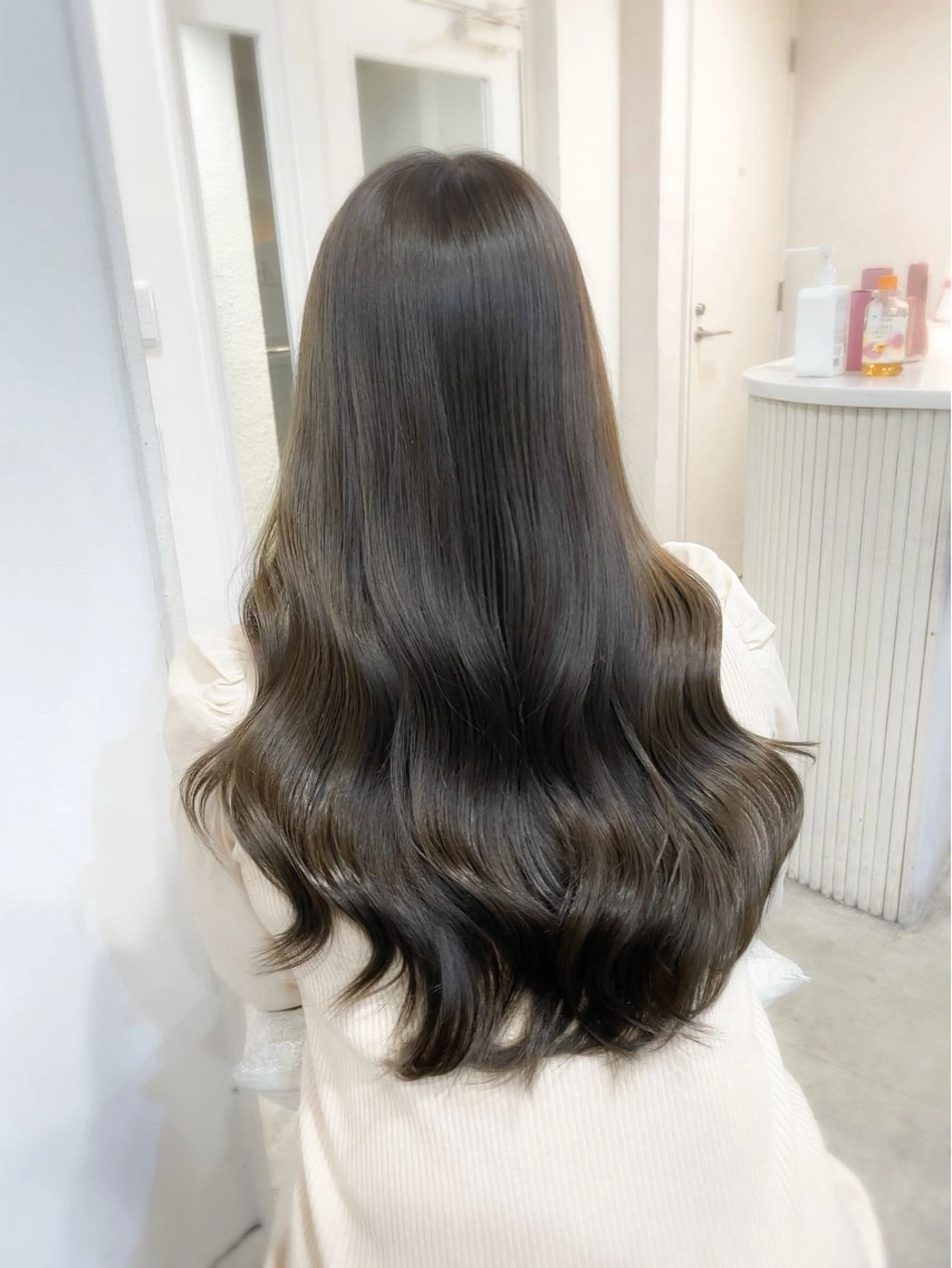 ミディアム カラー カット ヘアカラー ミディアム/顔周り/ ベージュ🌼mayuのヘアスタイル