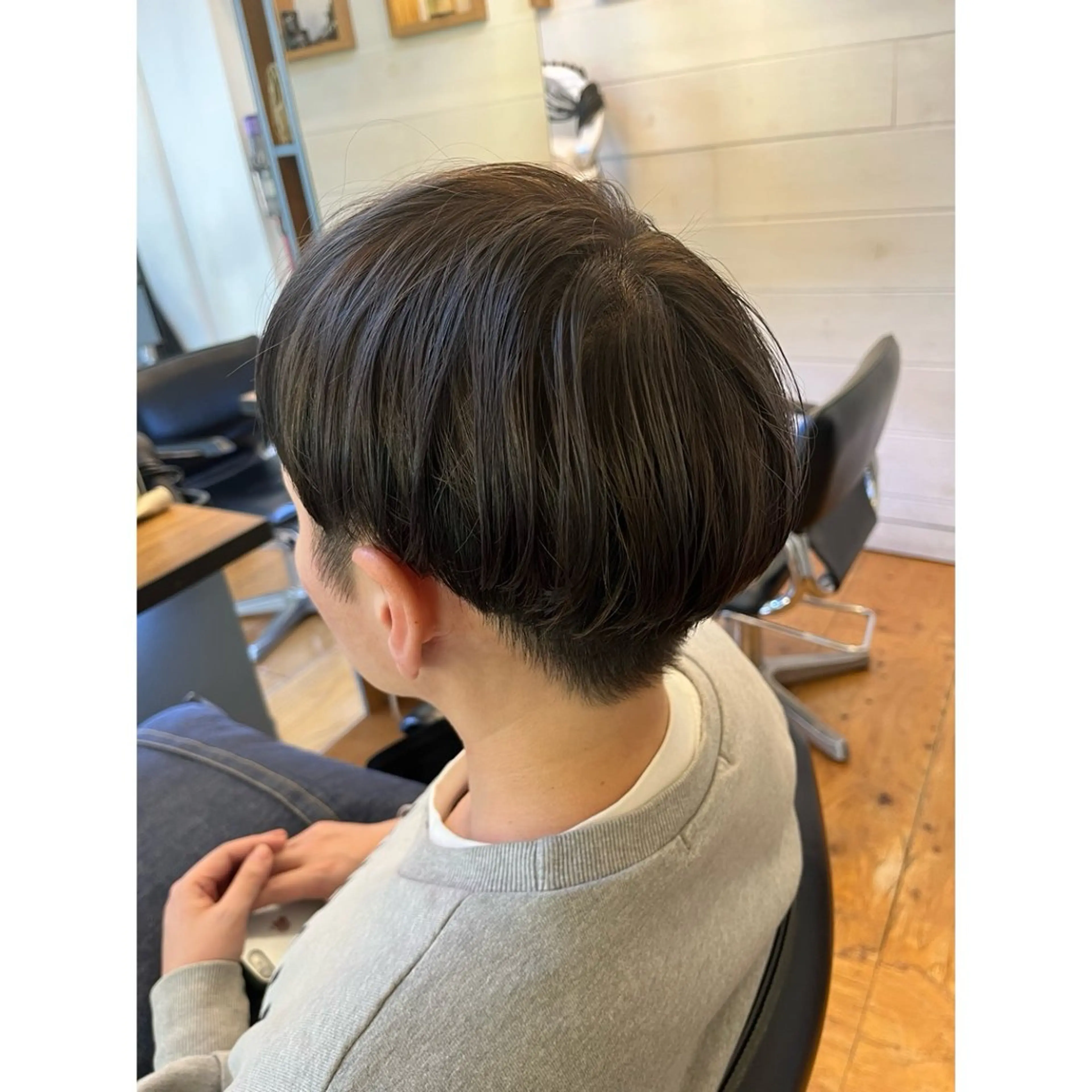 ショート カラー カット ヘアカラー トリートメント Lagom なかだのヘアスタイル