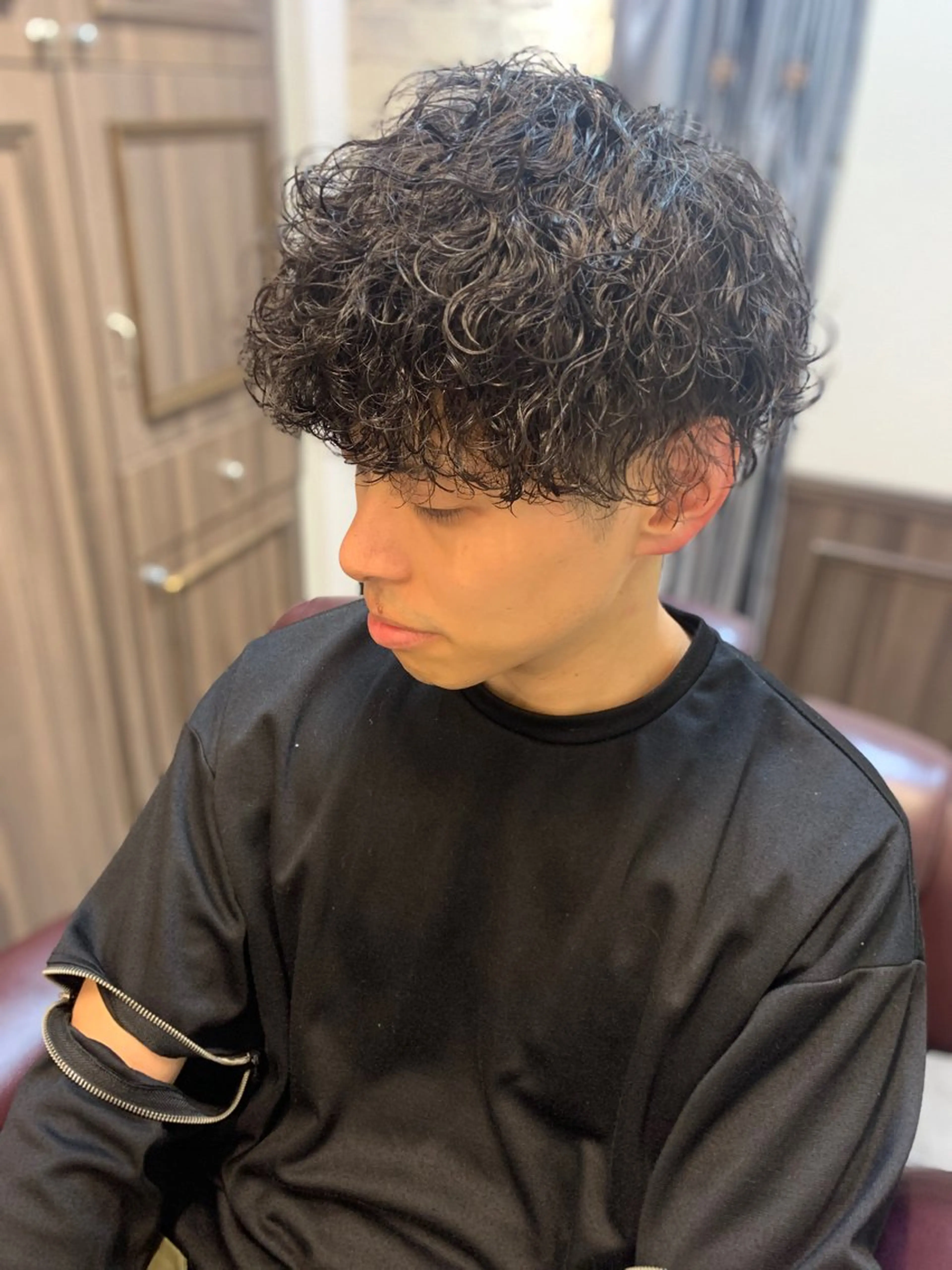 パーマ メンズ Million Bucks barber shop所属・カットモデル募集 いさかのヘアスタイル