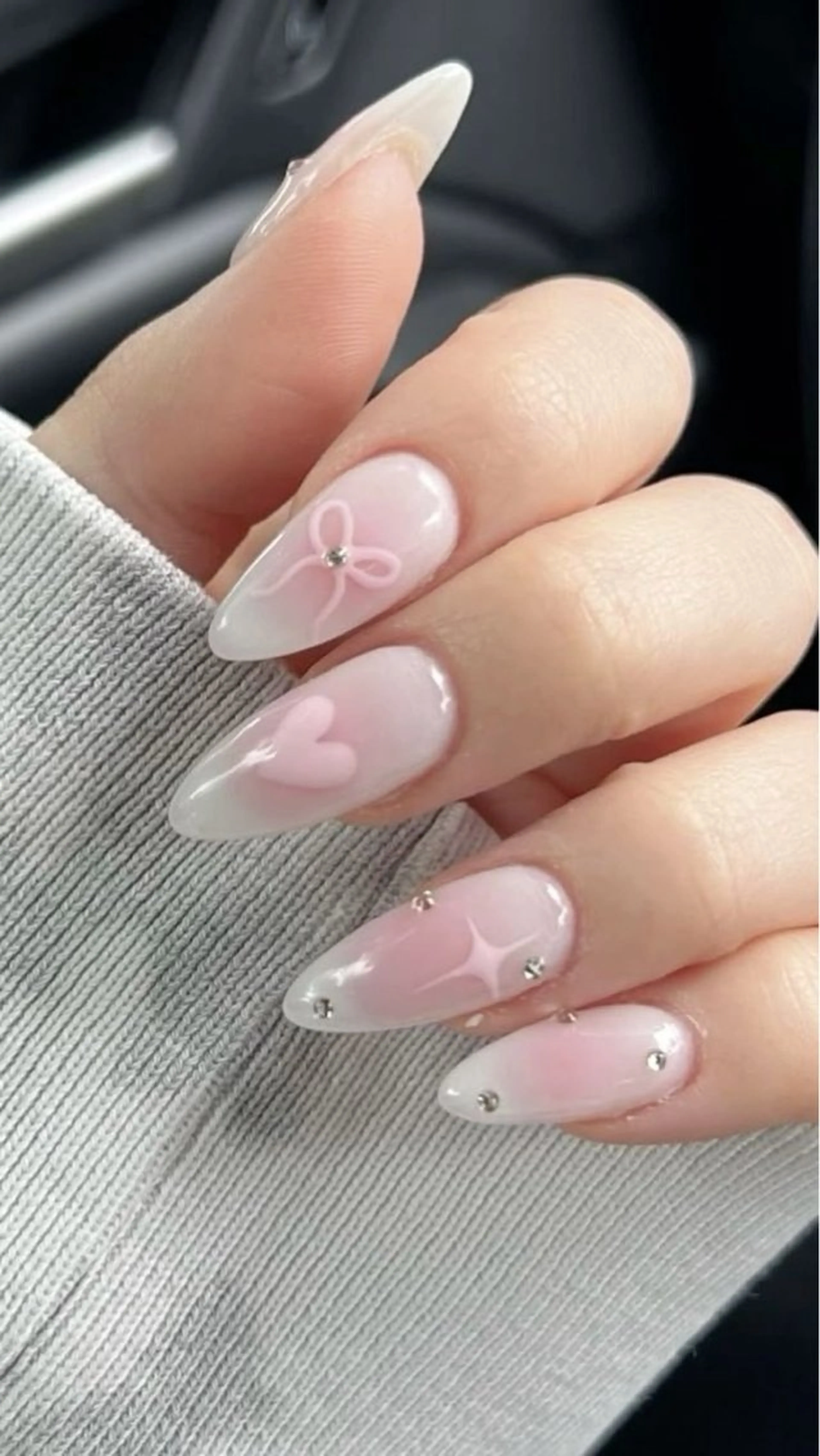 ネイル Rose Ana.Chuoのネイルデザイン