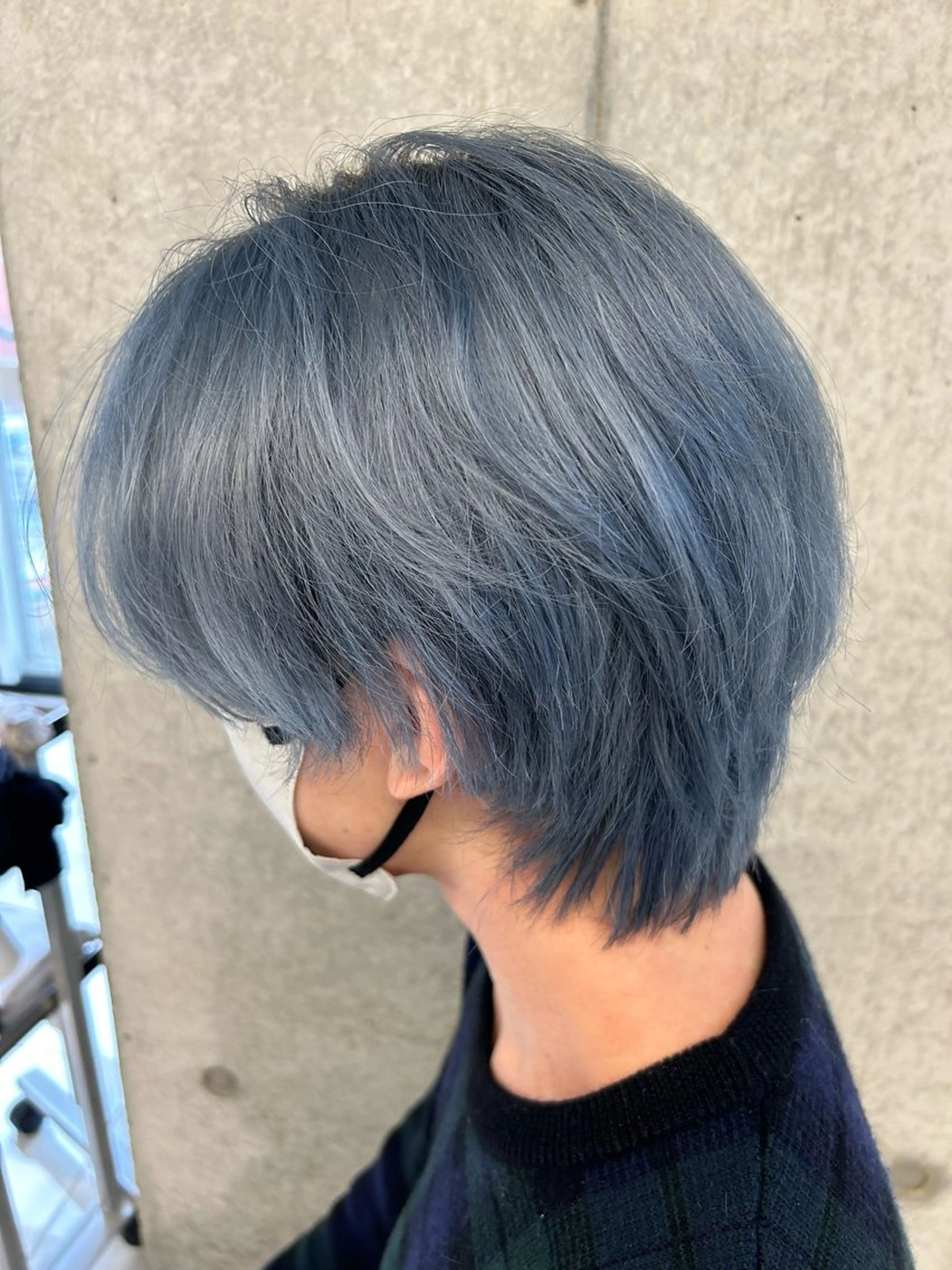 カラー メンズ メンズウルフカット ブルーカラー ウルフカット にった みずきのヘアスタイル