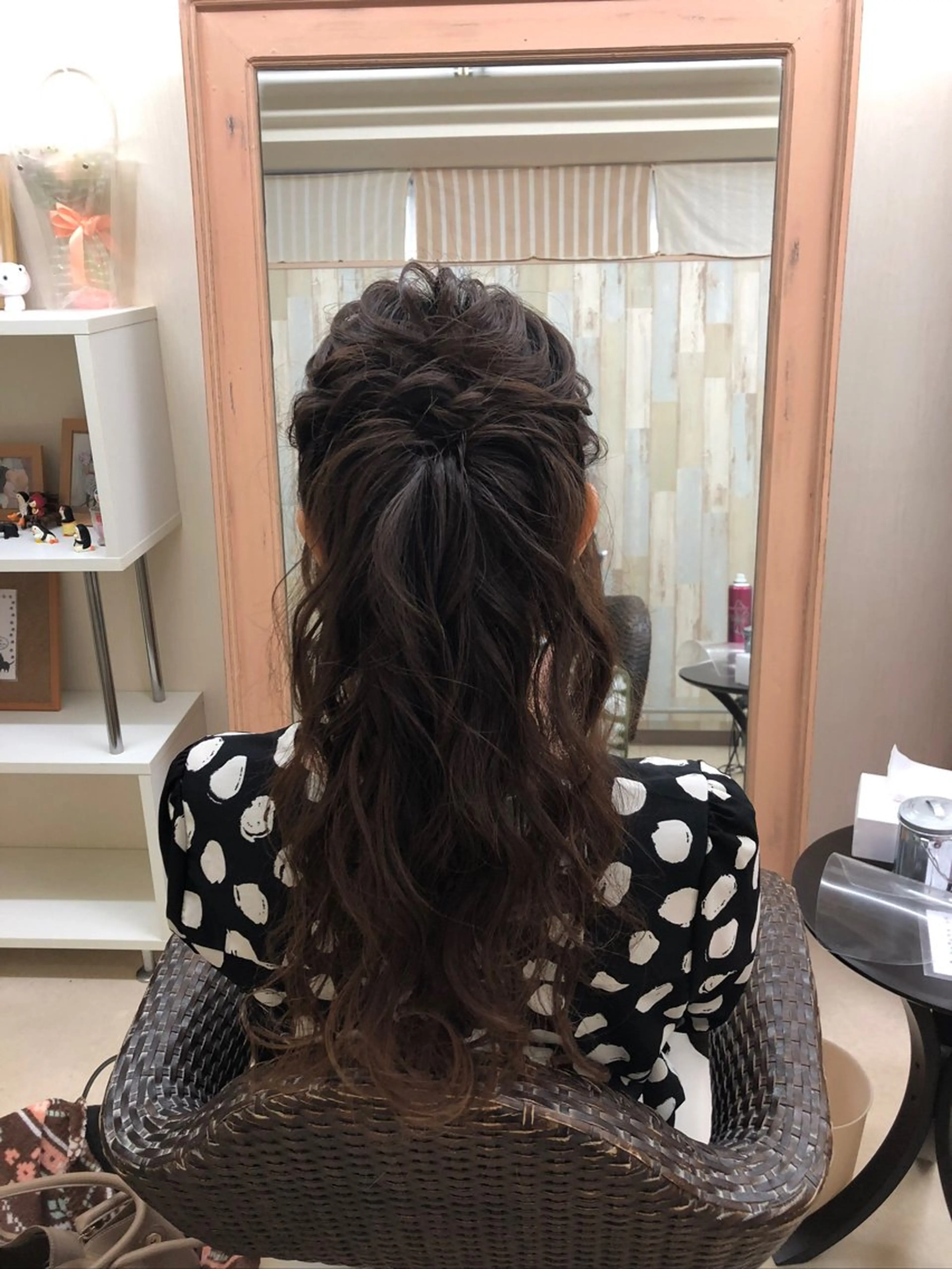 ロング ヘアアレンジ Hair Salon Noel所属・吉田 由希子のヘアスタイル