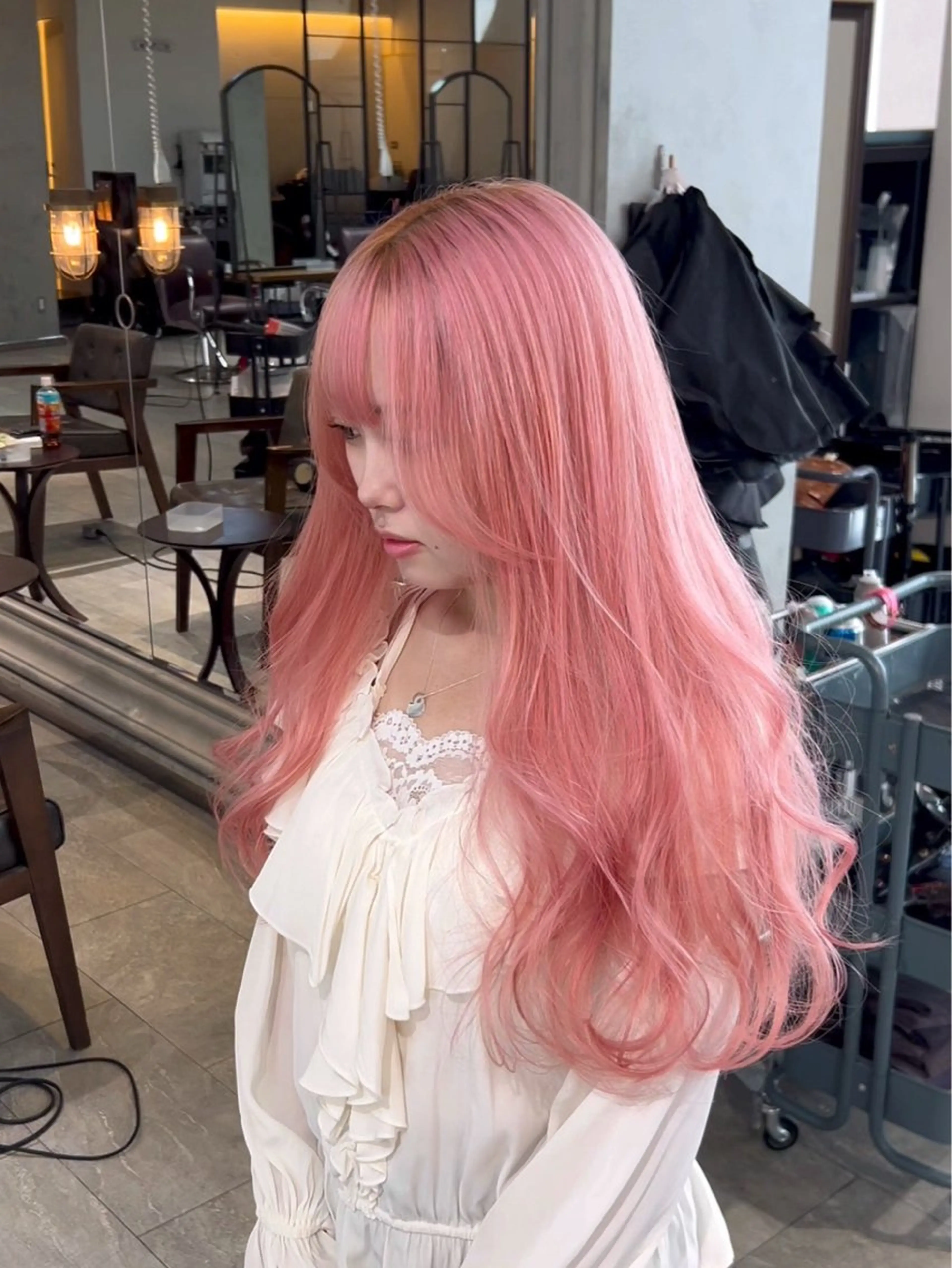 ロング カラー ヘアカラー 🩵ྀིハイトーン みほ🎀🫐のヘアスタイル