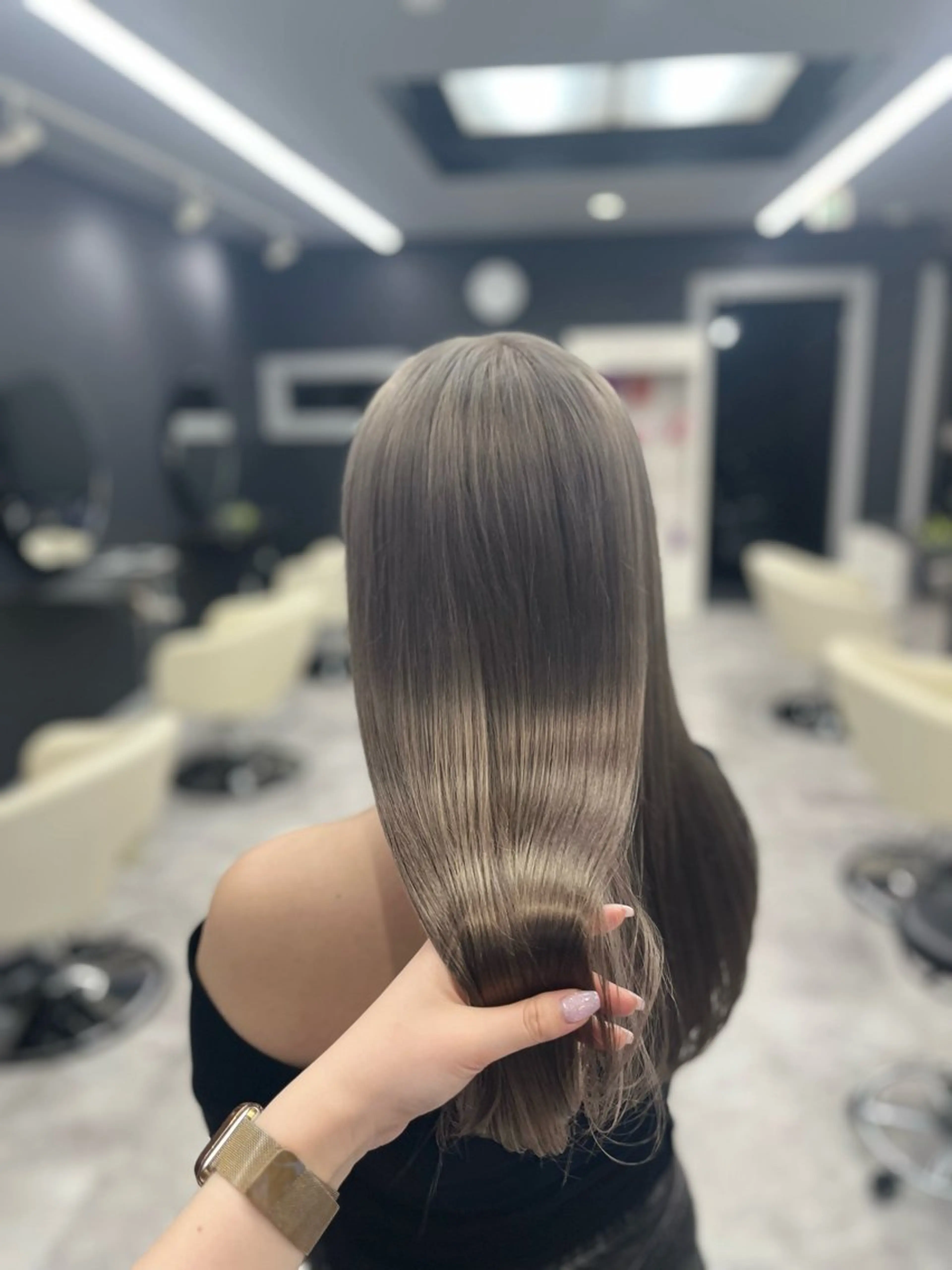 ロング カラー グレージュ ヘアカラー トリートメント White梅田  ／ COCOのヘアスタイル