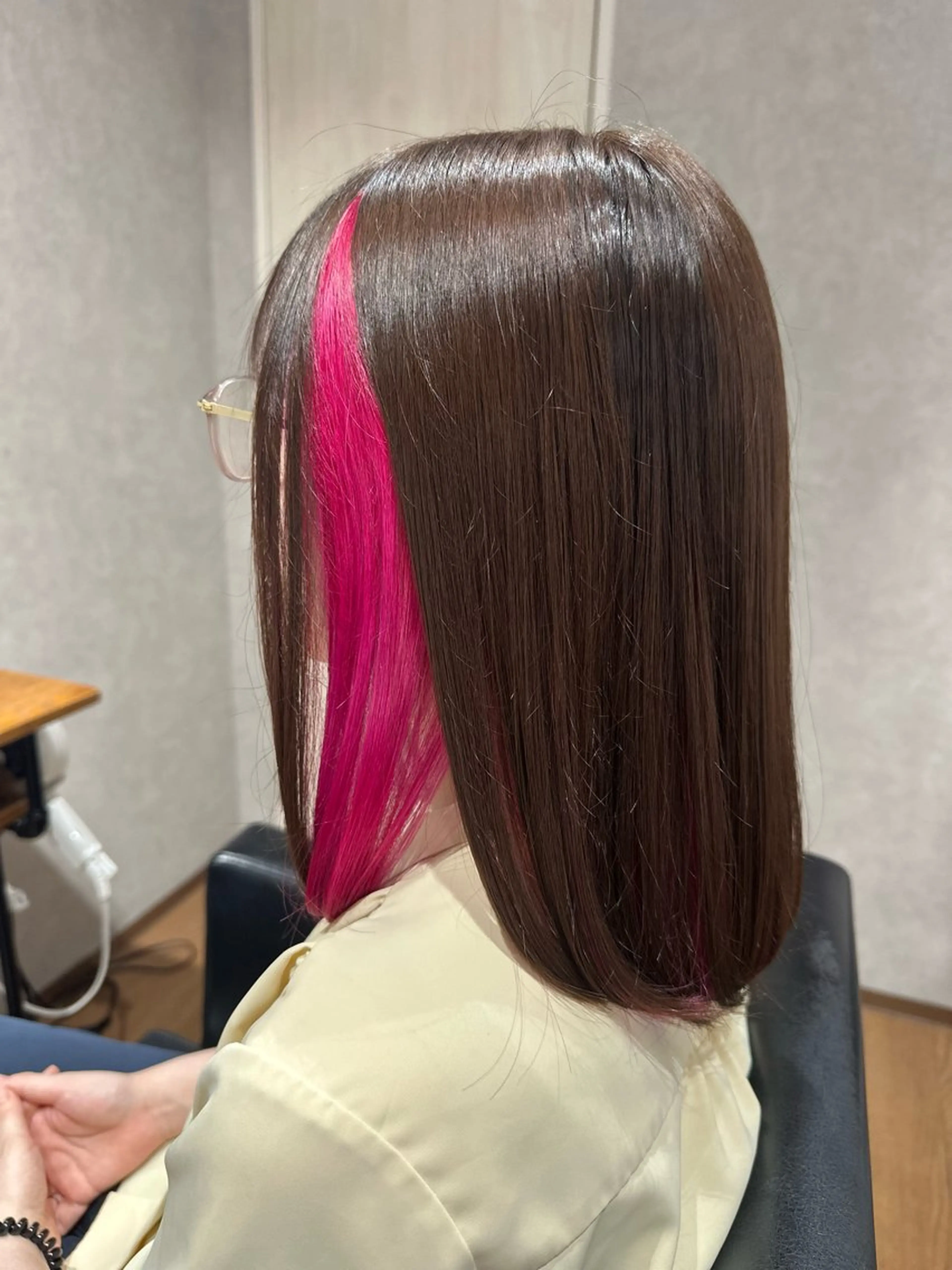 ミディアム ヘアカラー ✂️秋葉原 🤍YURI🤍のヘアスタイル