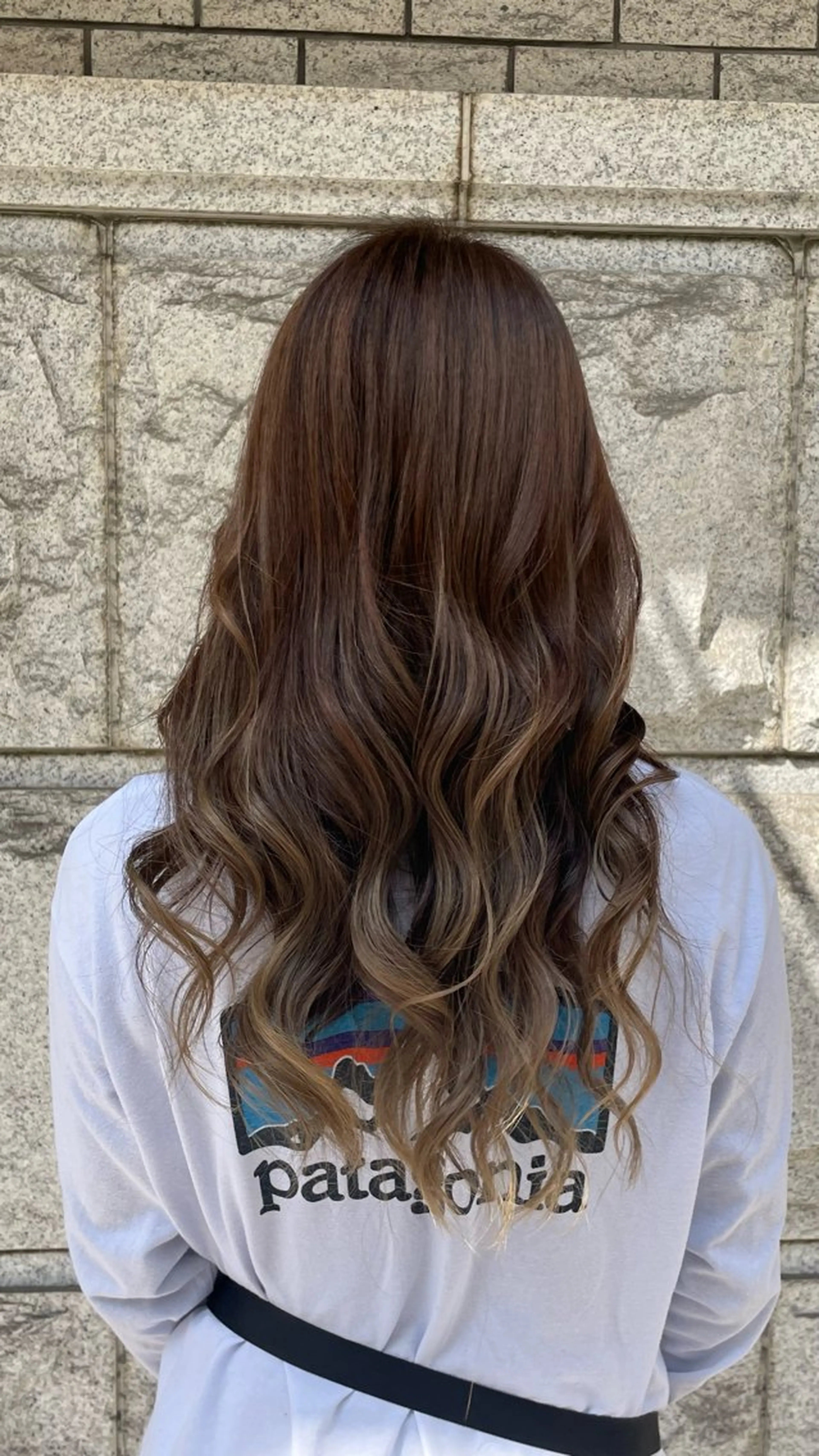 ロング カラー ヘアアレンジ デート ヘアセット 中家 幸花のヘアスタイル