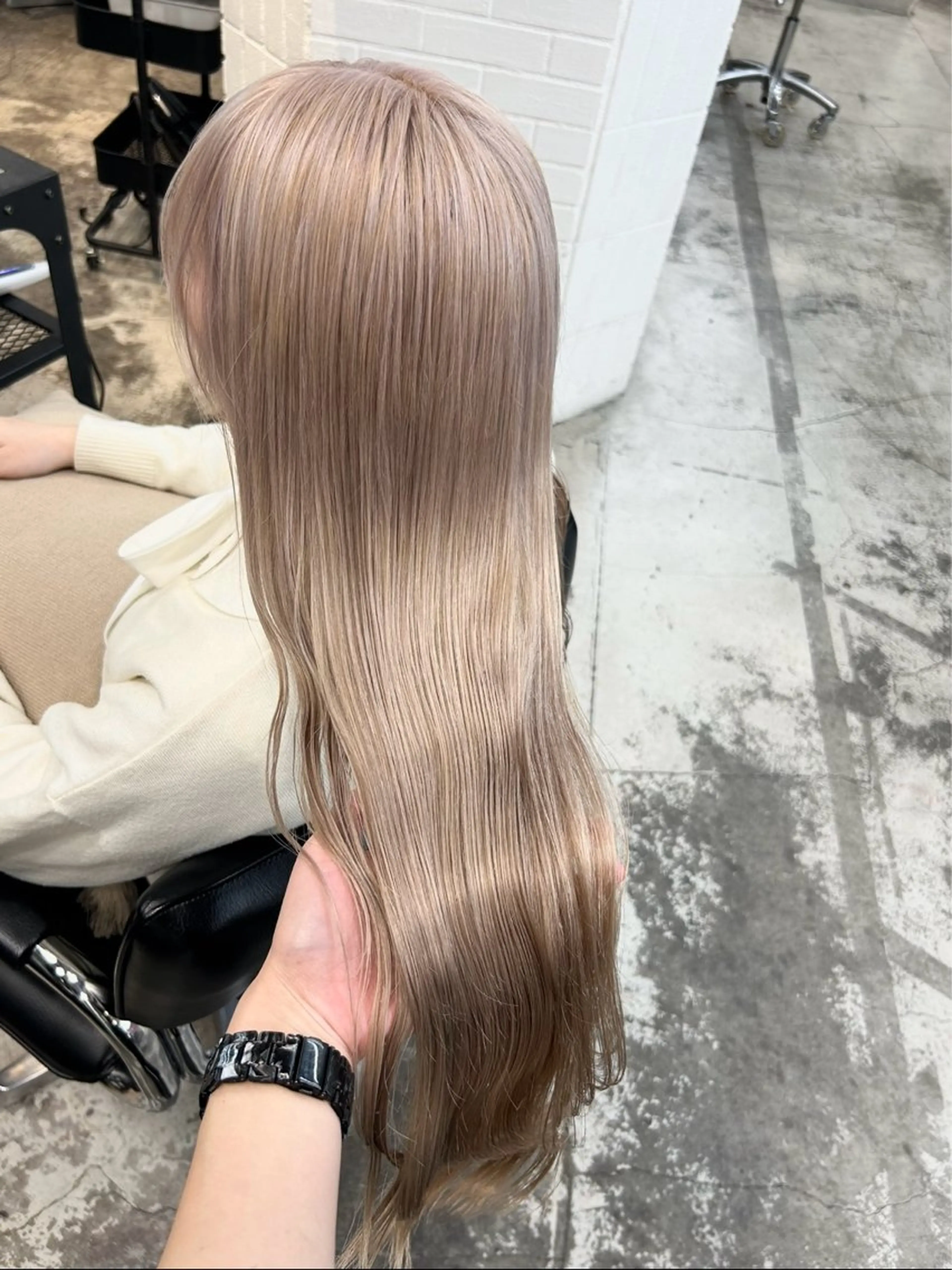 ロング ボブ エクステ 外国人風カラー レイヤーカット ヘアカラー トリートメント MiRI💜地毛級 エクステ✖似合わせ技のヘアスタイル