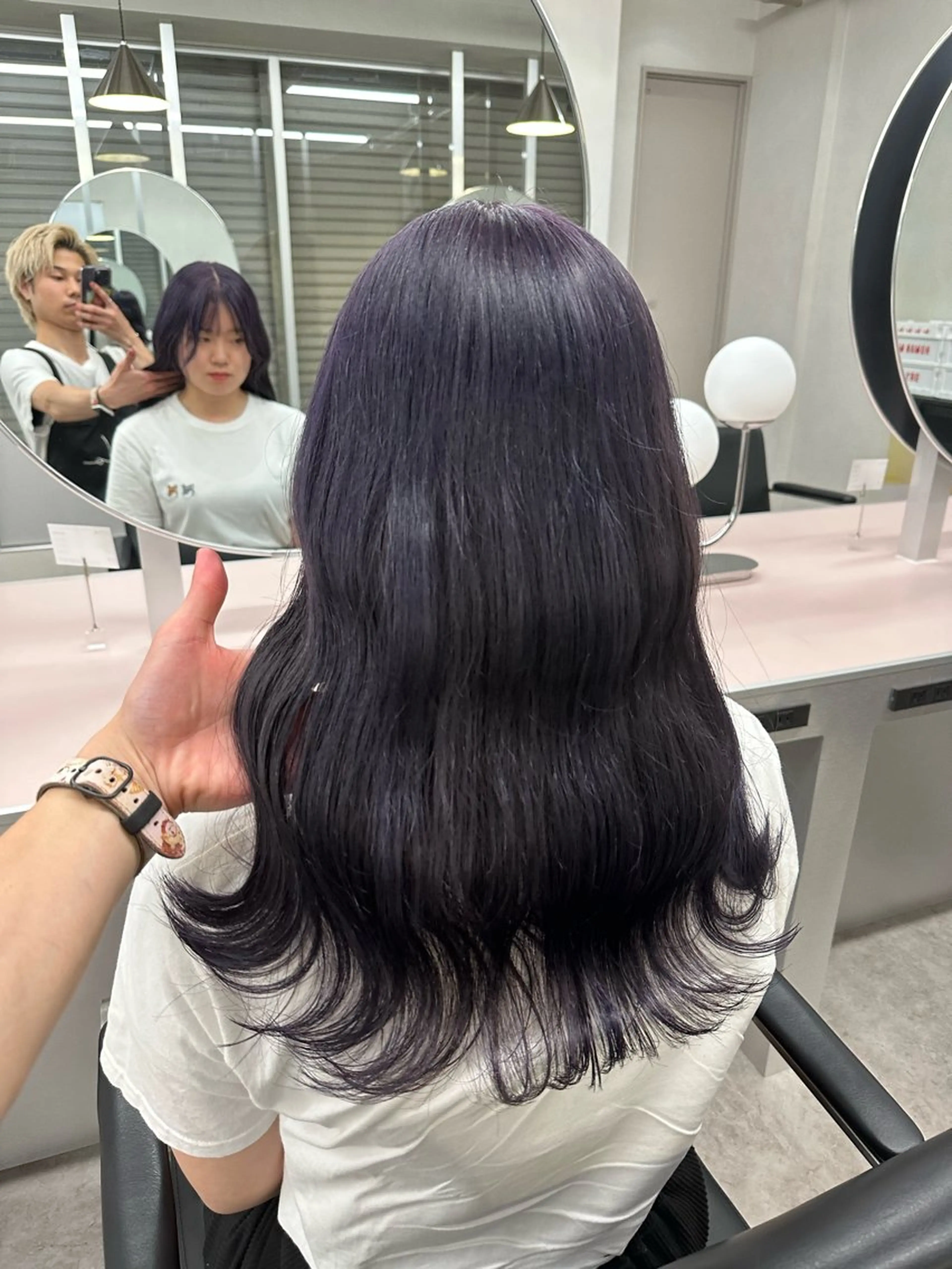 ロング カラー ブリーチ 透明感カラー 韓国風カラー 韓国風ヘア tint by alo bleach 大阪梅田【ティントバイアロブリーチ】所属・✨武内凌太✨ カットモデル募集のヘアスタイル