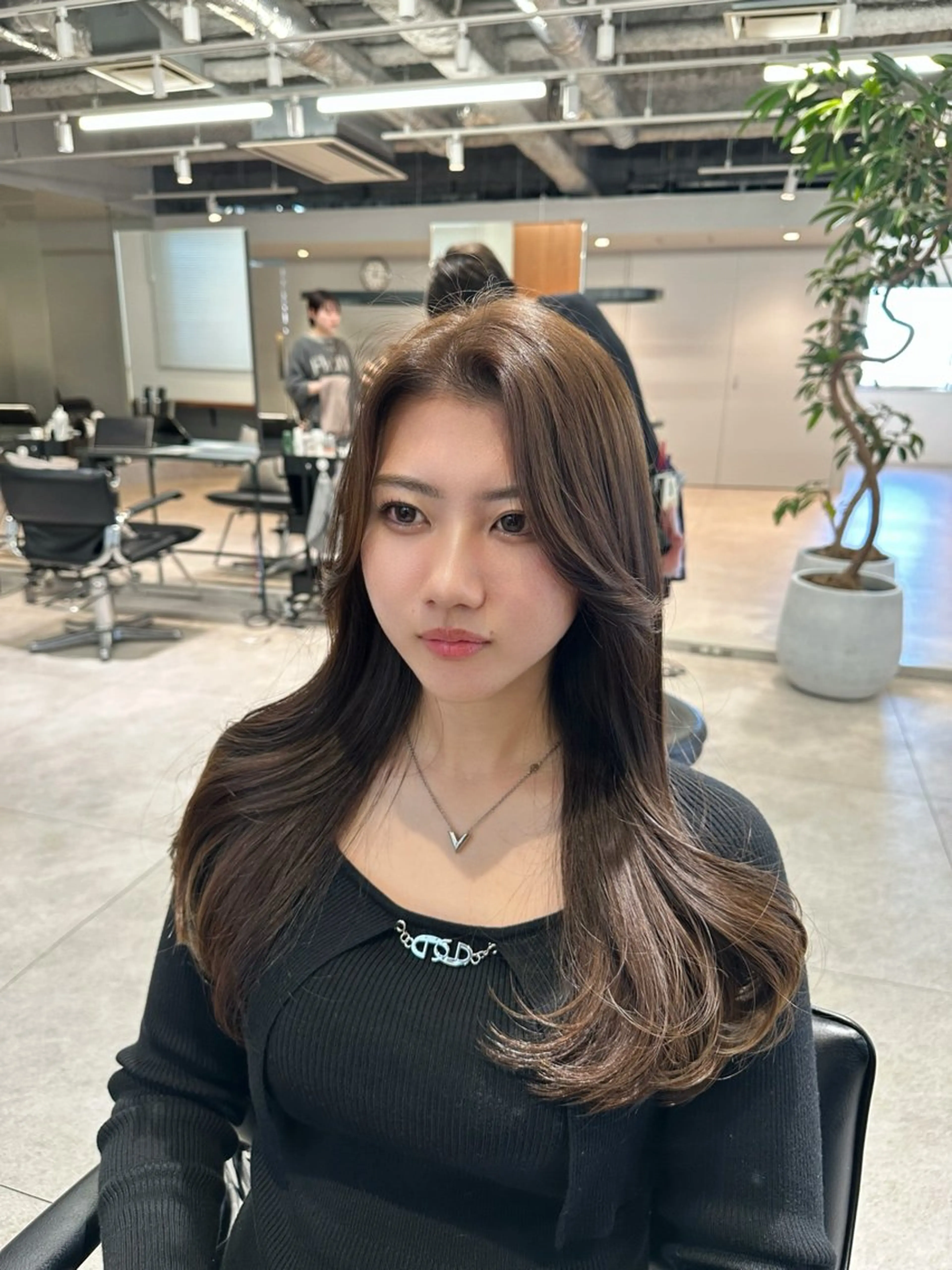 ロング カラー グレージュ カット ヘアカラー 韓国ヘア/レイヤー Yan✂︎のヘアスタイル