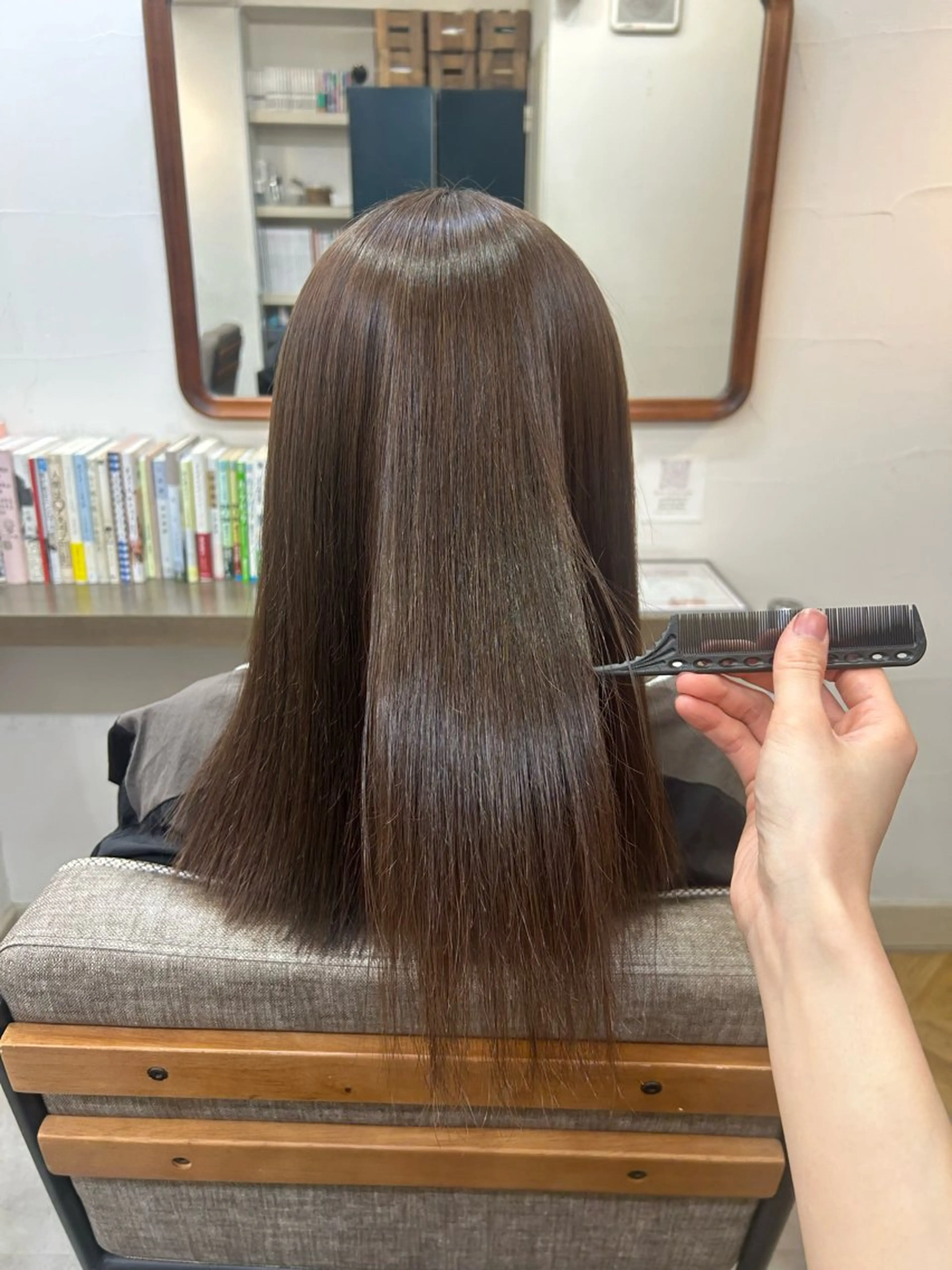セミロング 縮毛矯正 縮毛矯正 ショート￤ボブ￤顔周 りcut￤ナノコ🎀のヘアスタイル