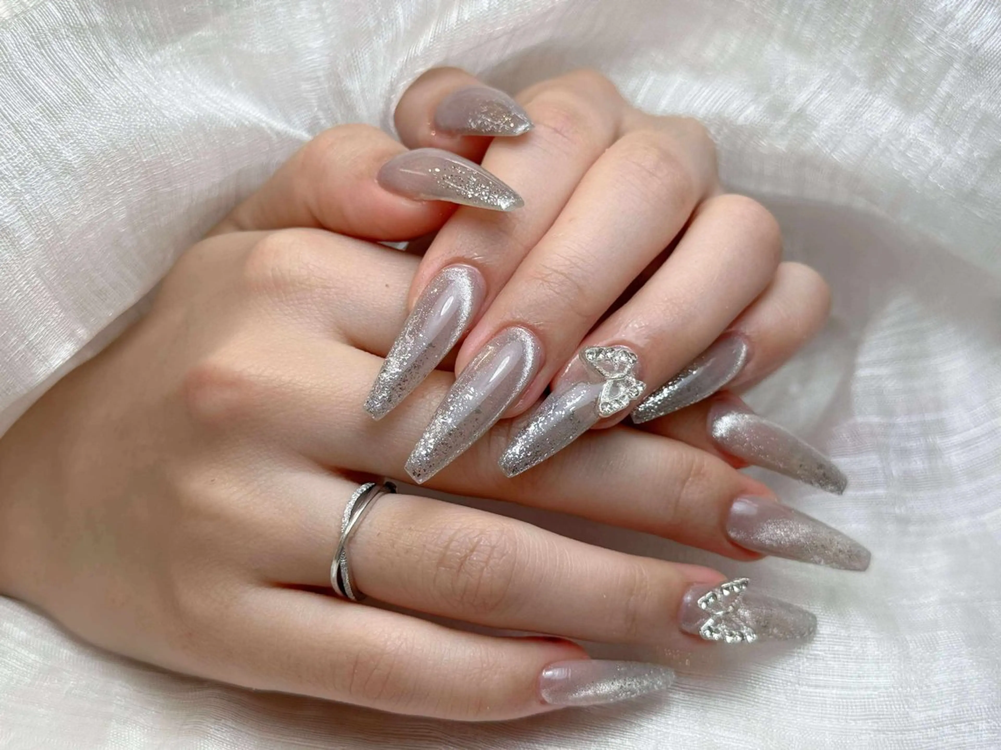 ネイル アートネイル 成人式 ジェルネイル ニュアンスネイル 夏ネイル ハンドネイル NIE MoMoのネイルデザイン