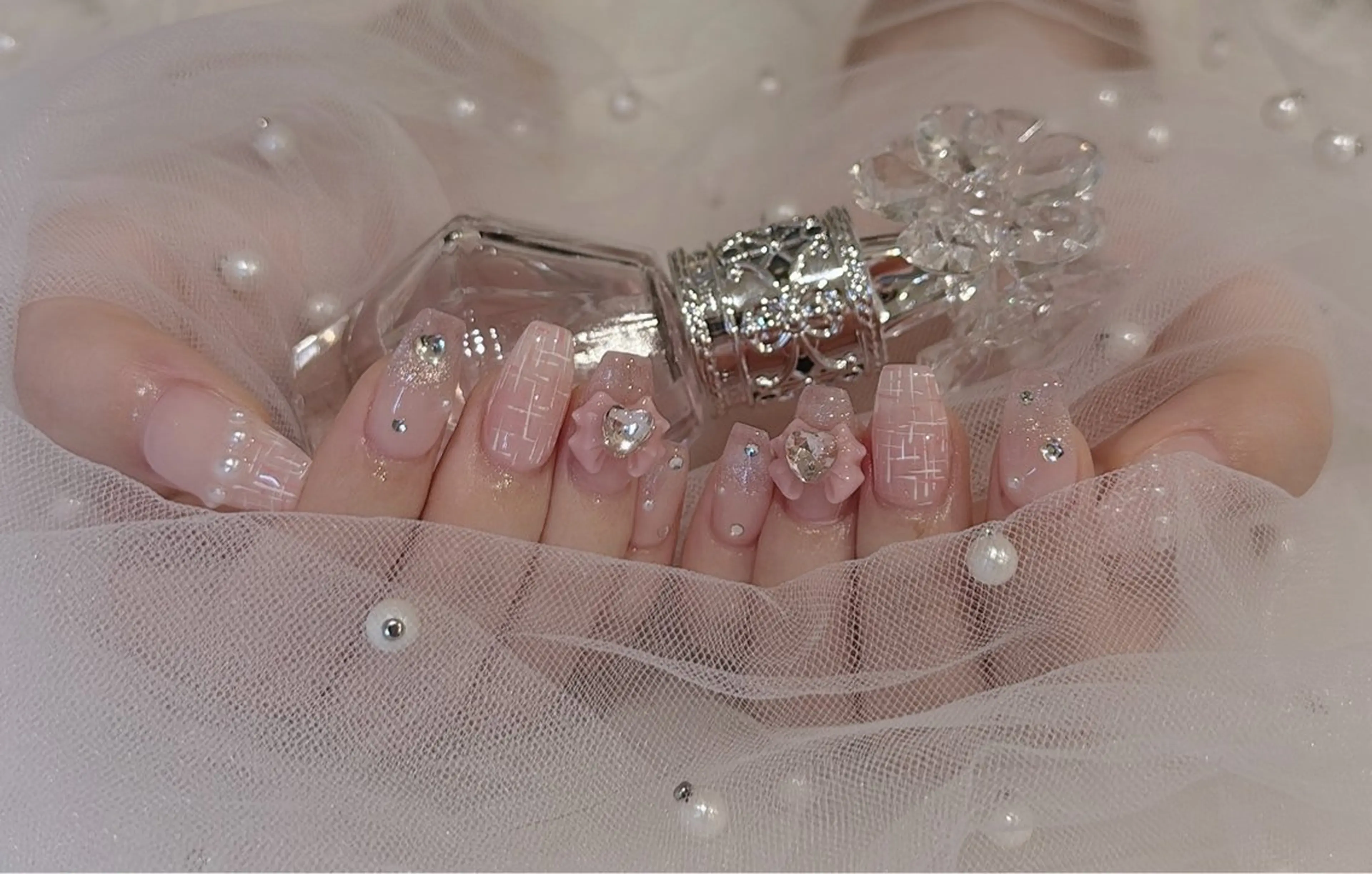 ネイル R nailsalon所属・R salonのネイルデザイン