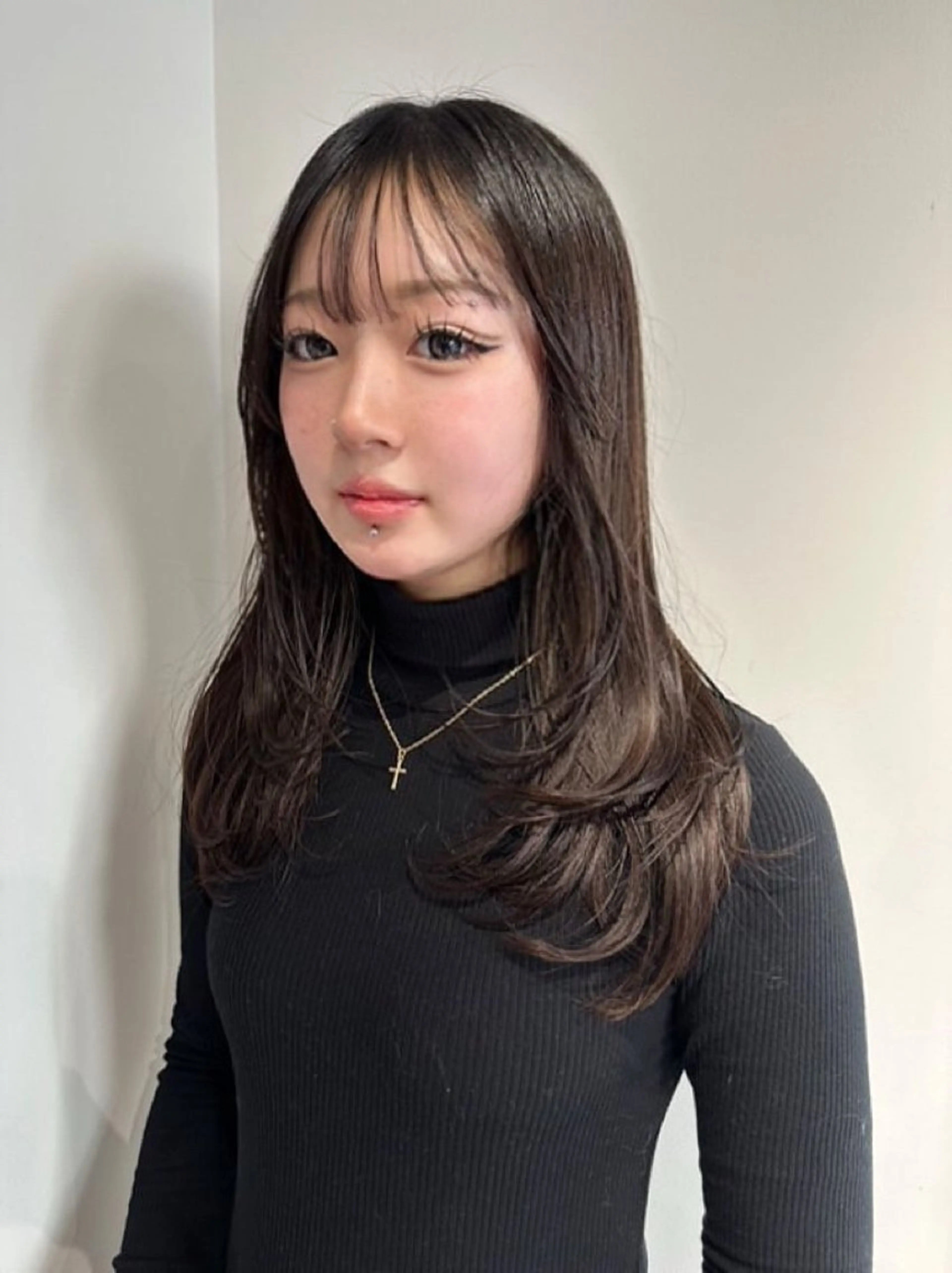 ミディアム カット トリートメント 海外風 レイヤー 💠MIKUのヘアスタイル