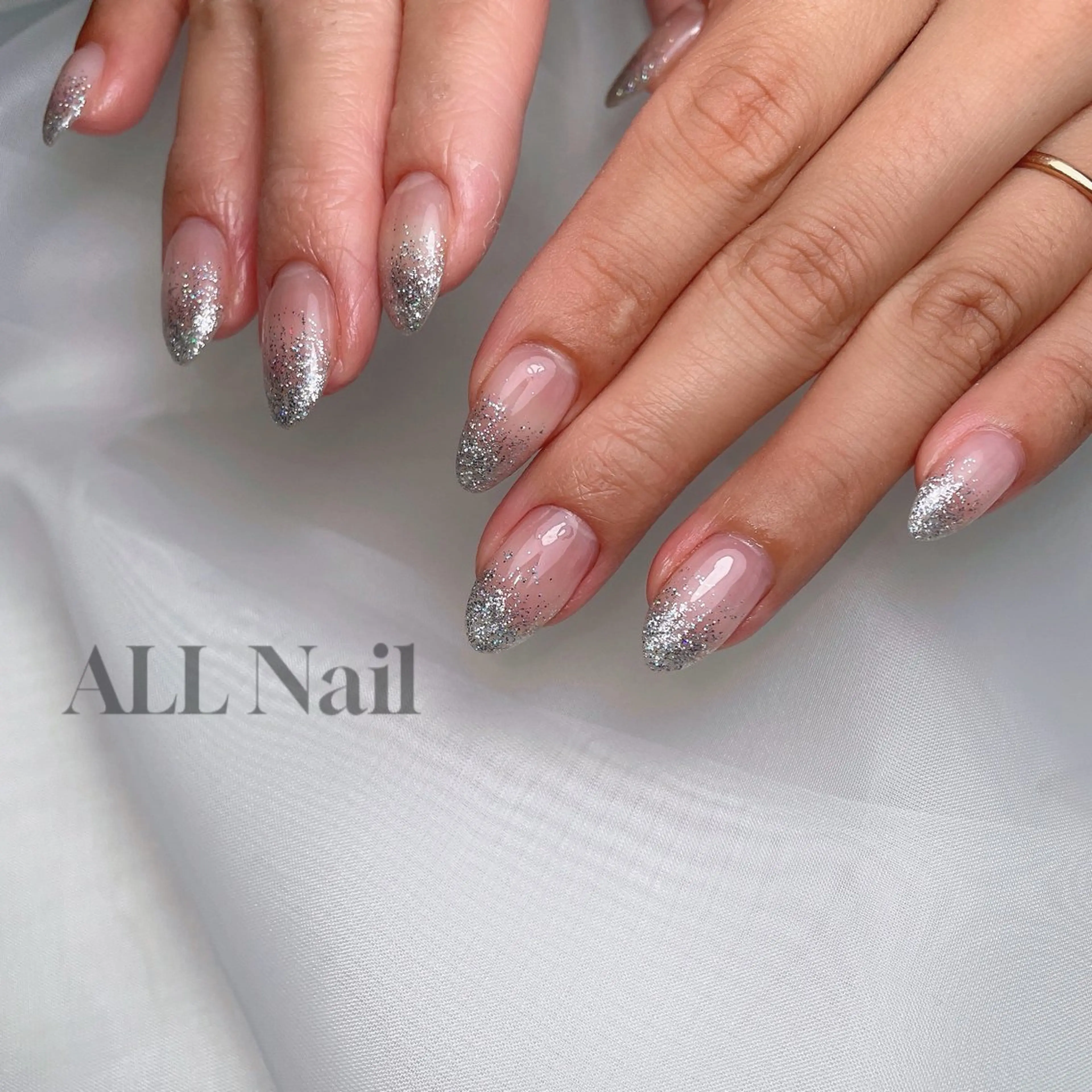 ネイル グラデーション ラメ(グリッター) ラメグラデーション ALL Nail &whiteningのその他イメージ