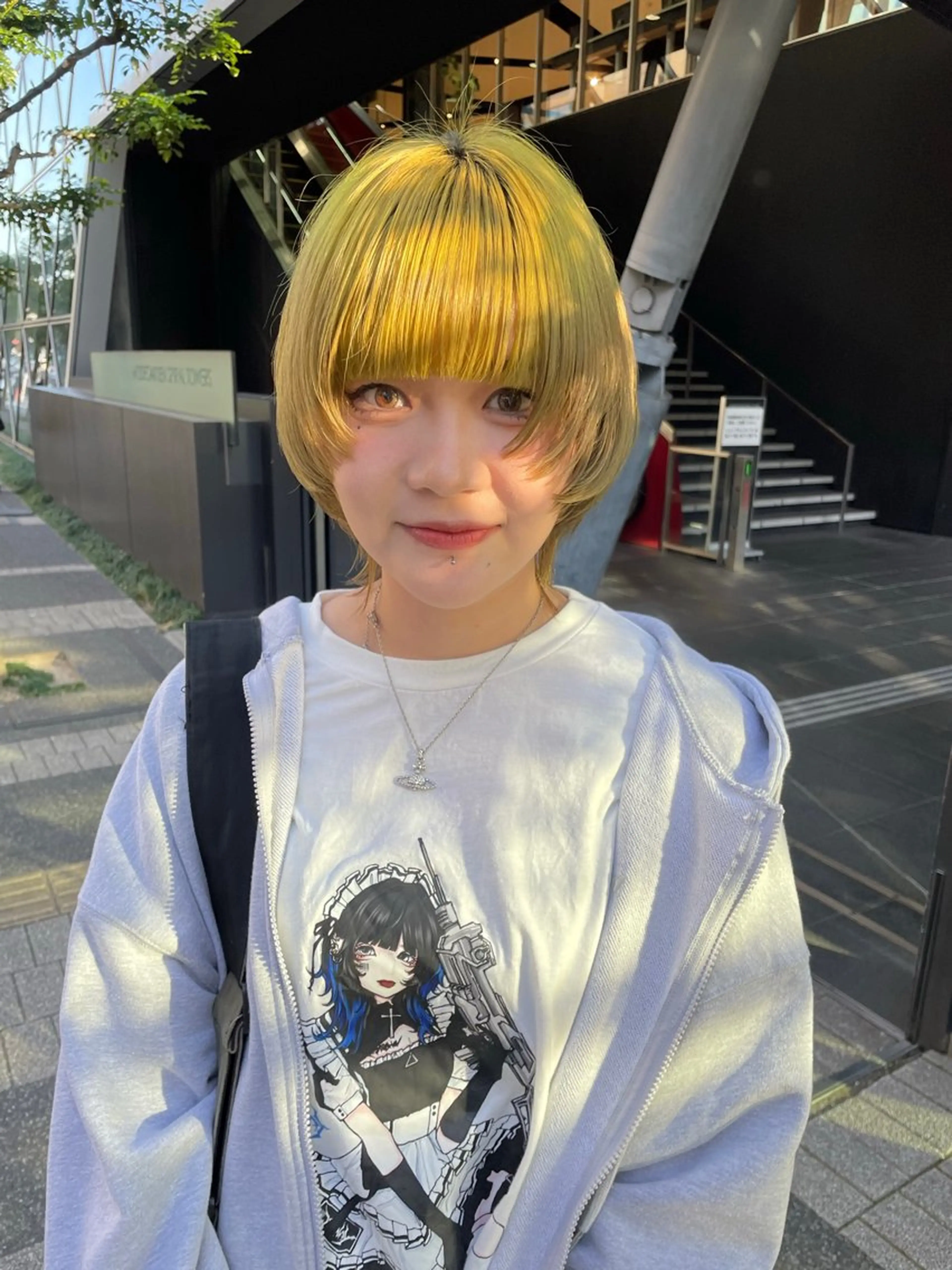 ミディアム カラー ブリーチ デザイン／ナチュラル /綾華のヘアスタイル