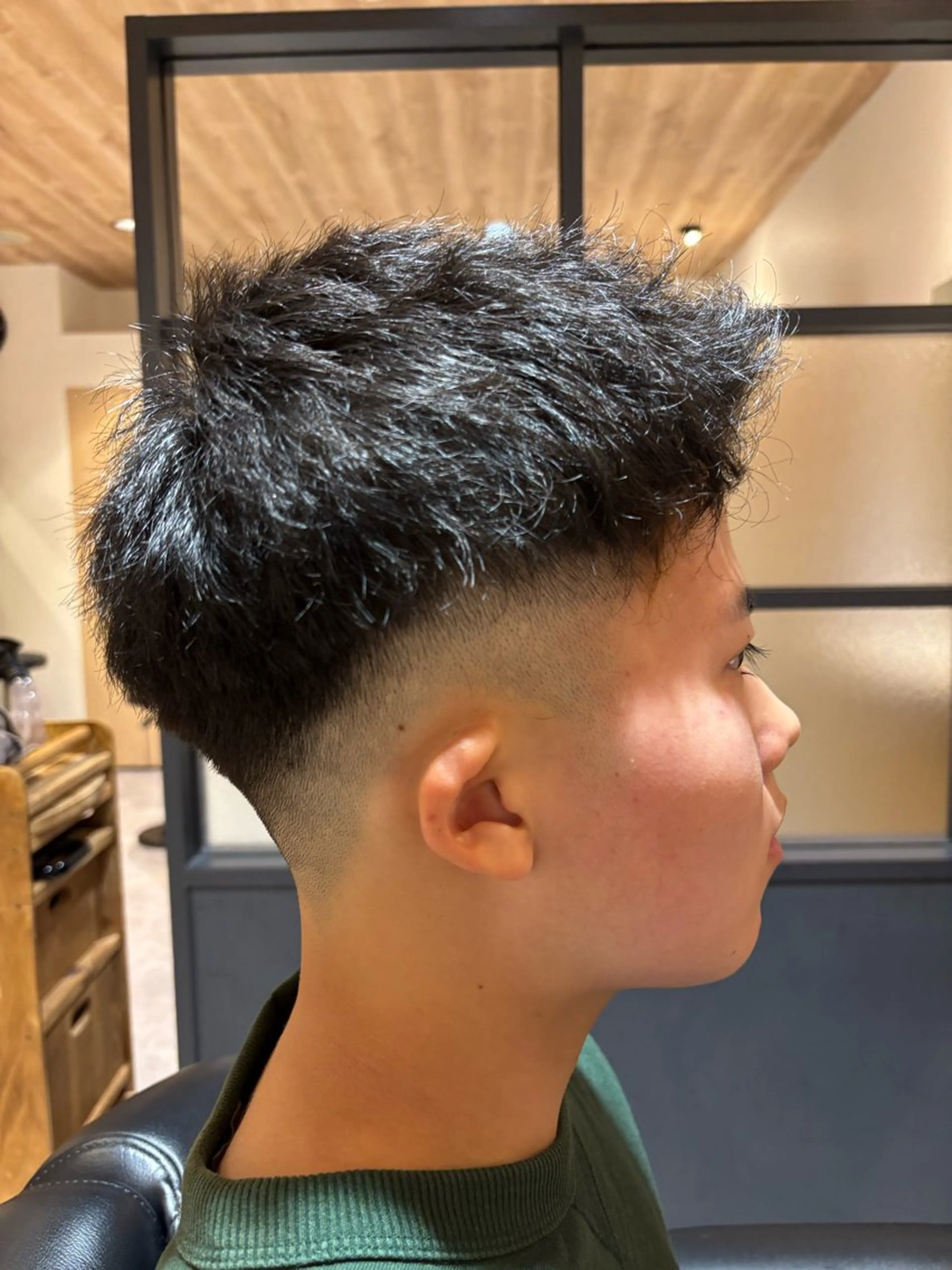 ショート パーマ メンズ SKY　Second所属・たかやま こうたのヘアスタイル