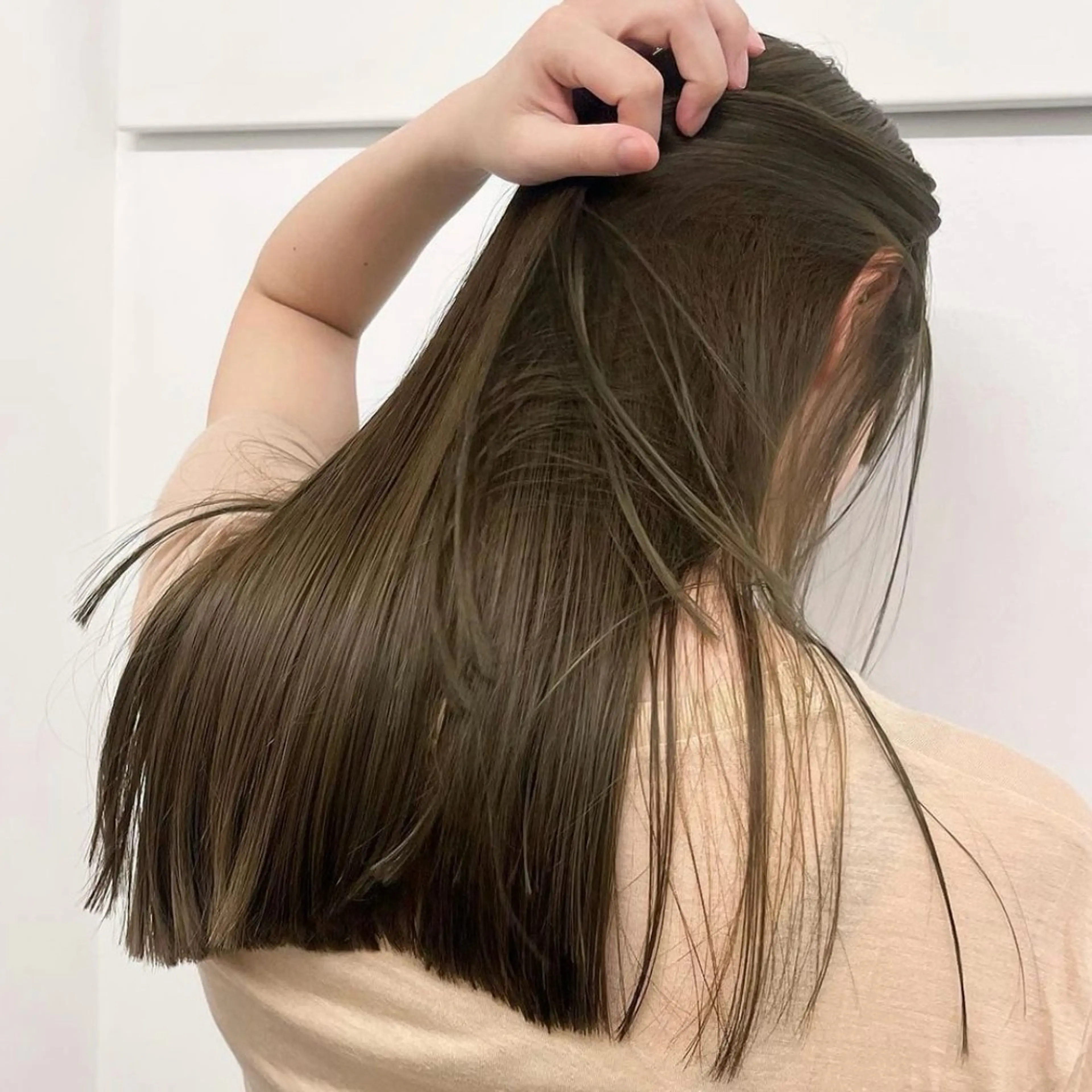 セミロング カラー ベージュカラー ブリーチ 透明感カラー ダブルカラー ブリーチなしカラー カット ヘアカラー トリートメント nonoka/ レイヤー透明感カラーのヘアスタイル