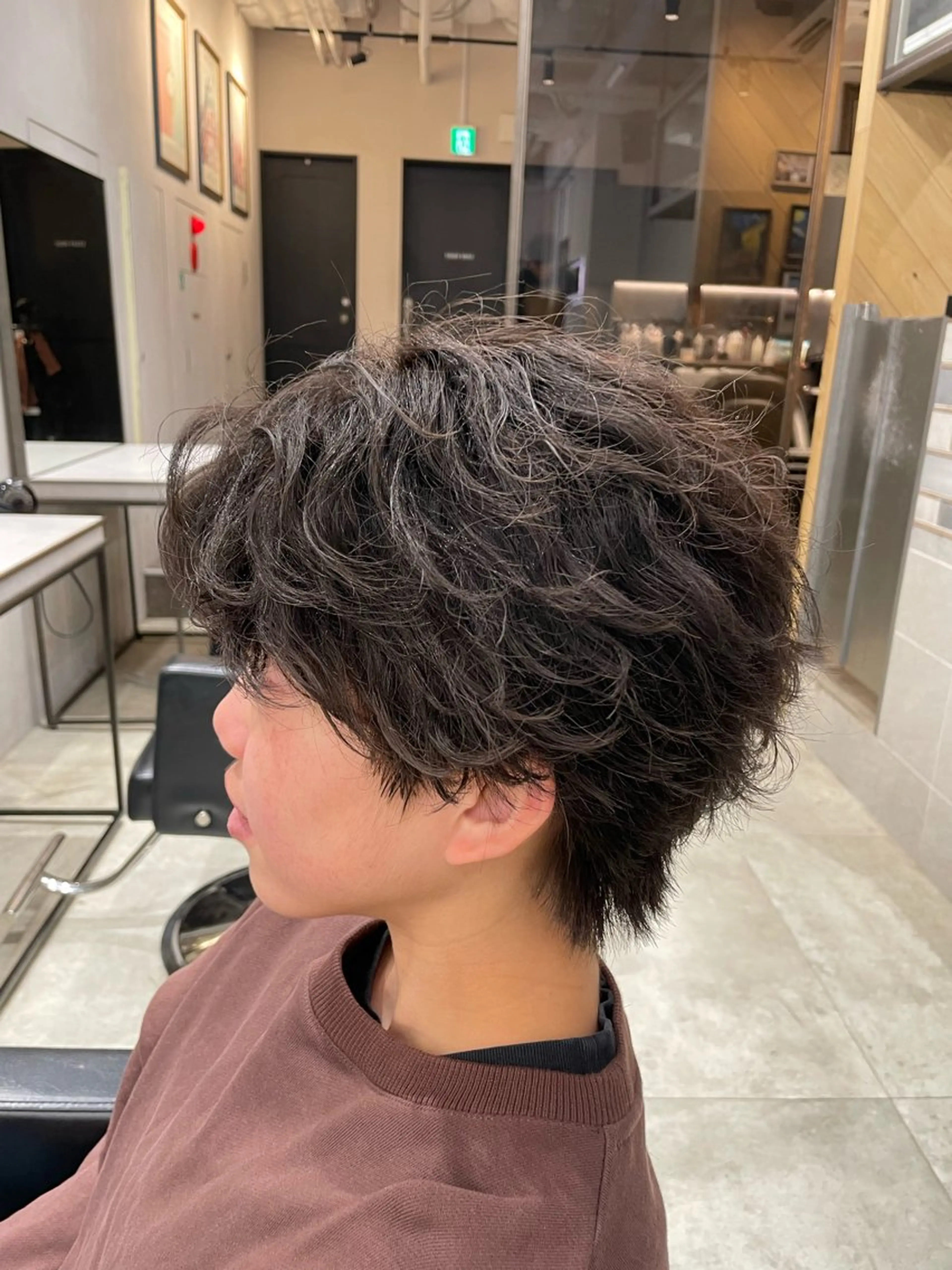 ショート パーマ メンズ アップバング フェザーパーマ メンズパーマ カット パーマ メンズ特化🔥 パーマ  金子直斗のヘアスタイル