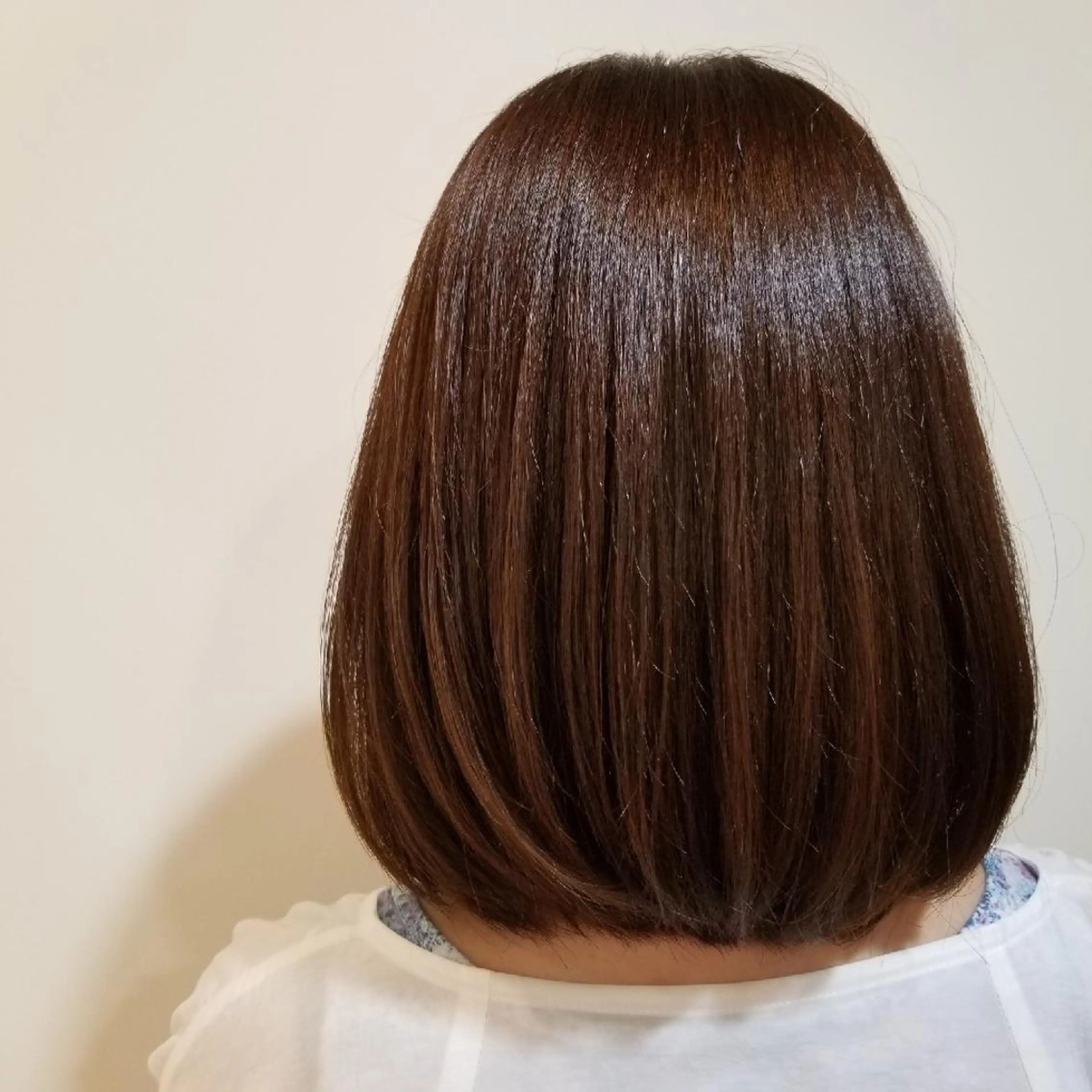 ショート カラー ブラウンカラー ピンクカラー ピンクブラウン salowin渋谷kitaya park前所属・RIKA韓国ヘア/く びれヘア/上品カラーのヘアスタイル