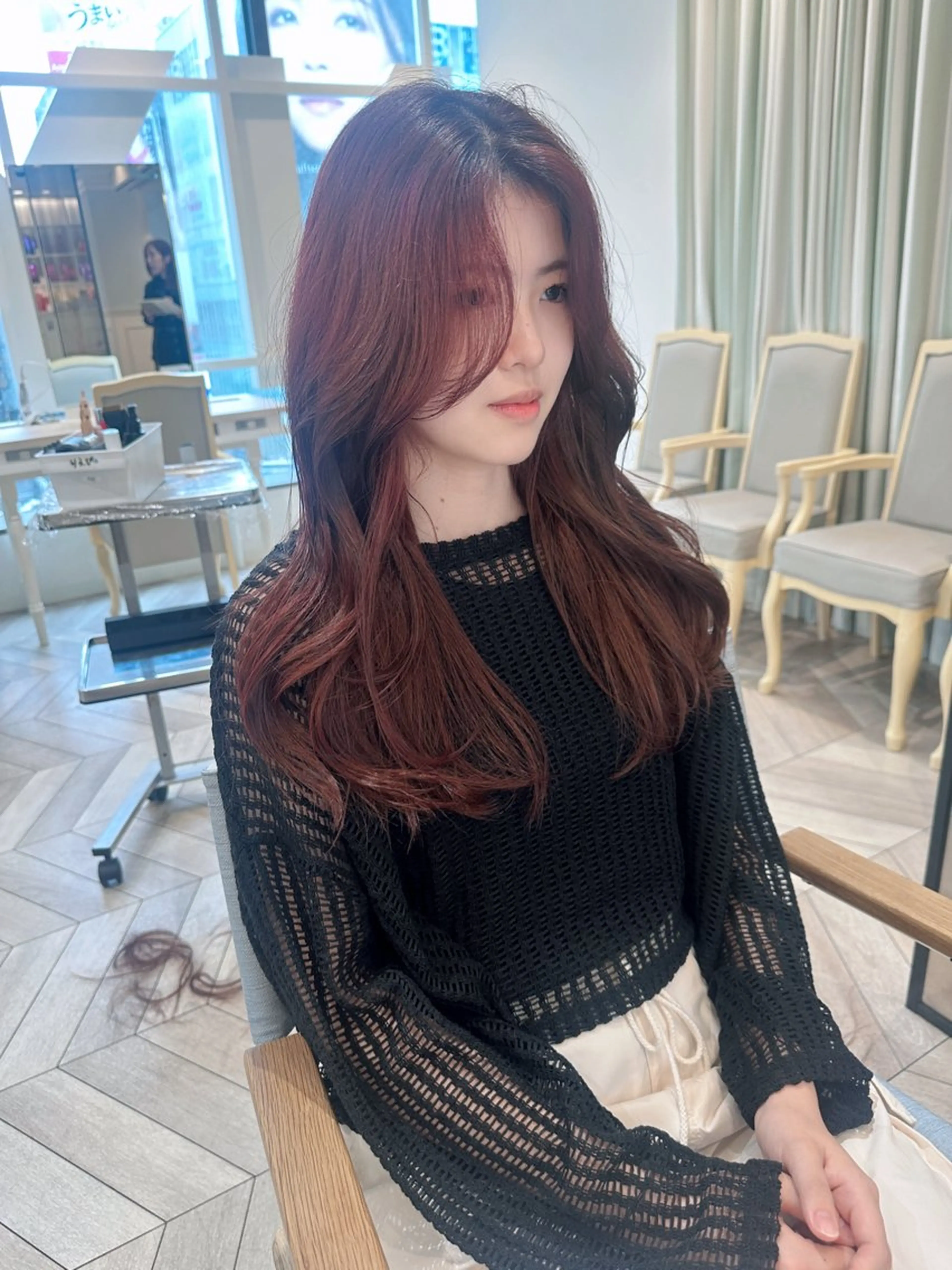 ロング カラー カット ヘアカラー トリートメント ベージュ/インナー カラー🤍Rieのヘアスタイル