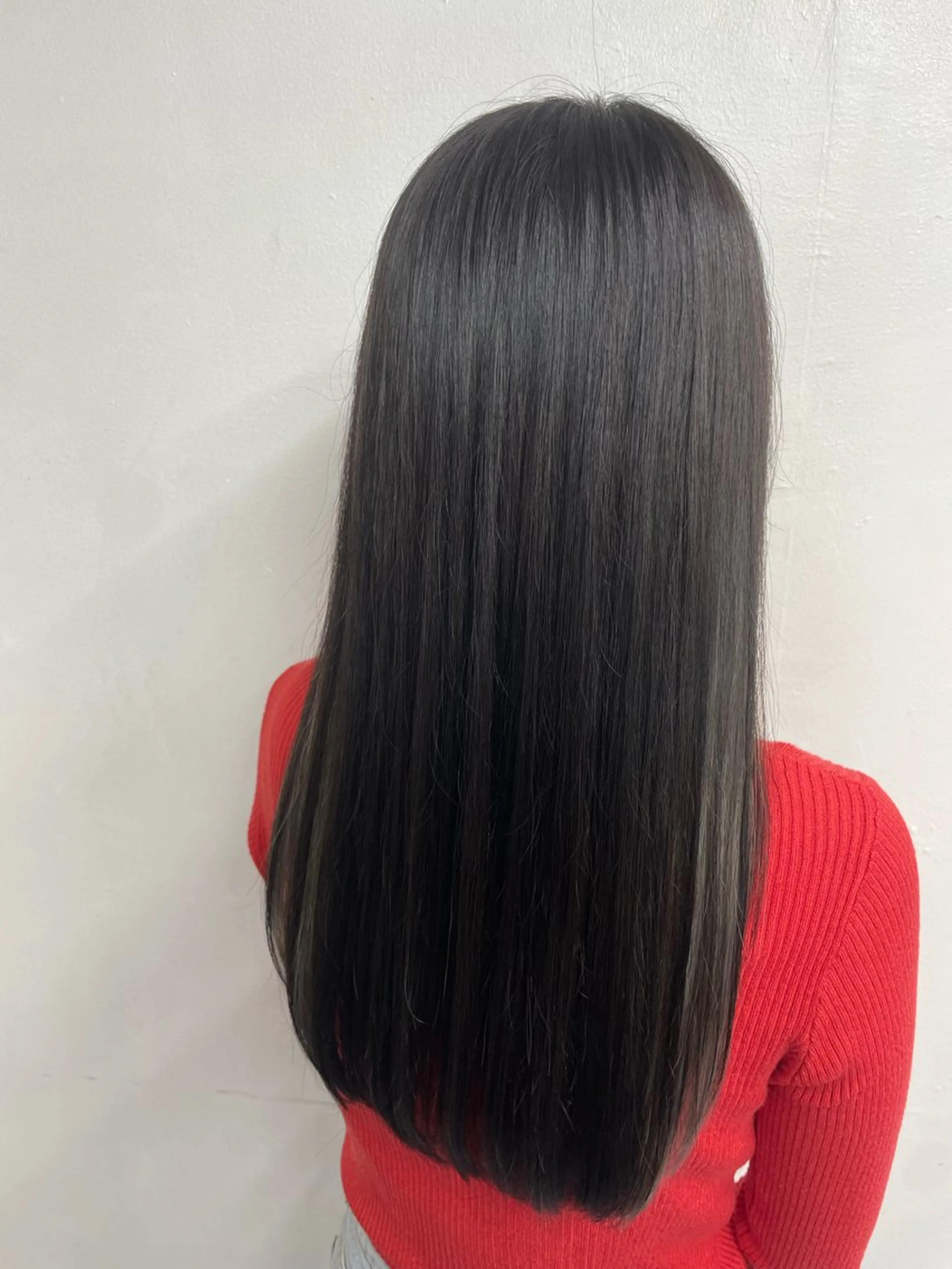 ロング アッシュ アッシュブラウン SFIDA みつえのヘアスタイル
