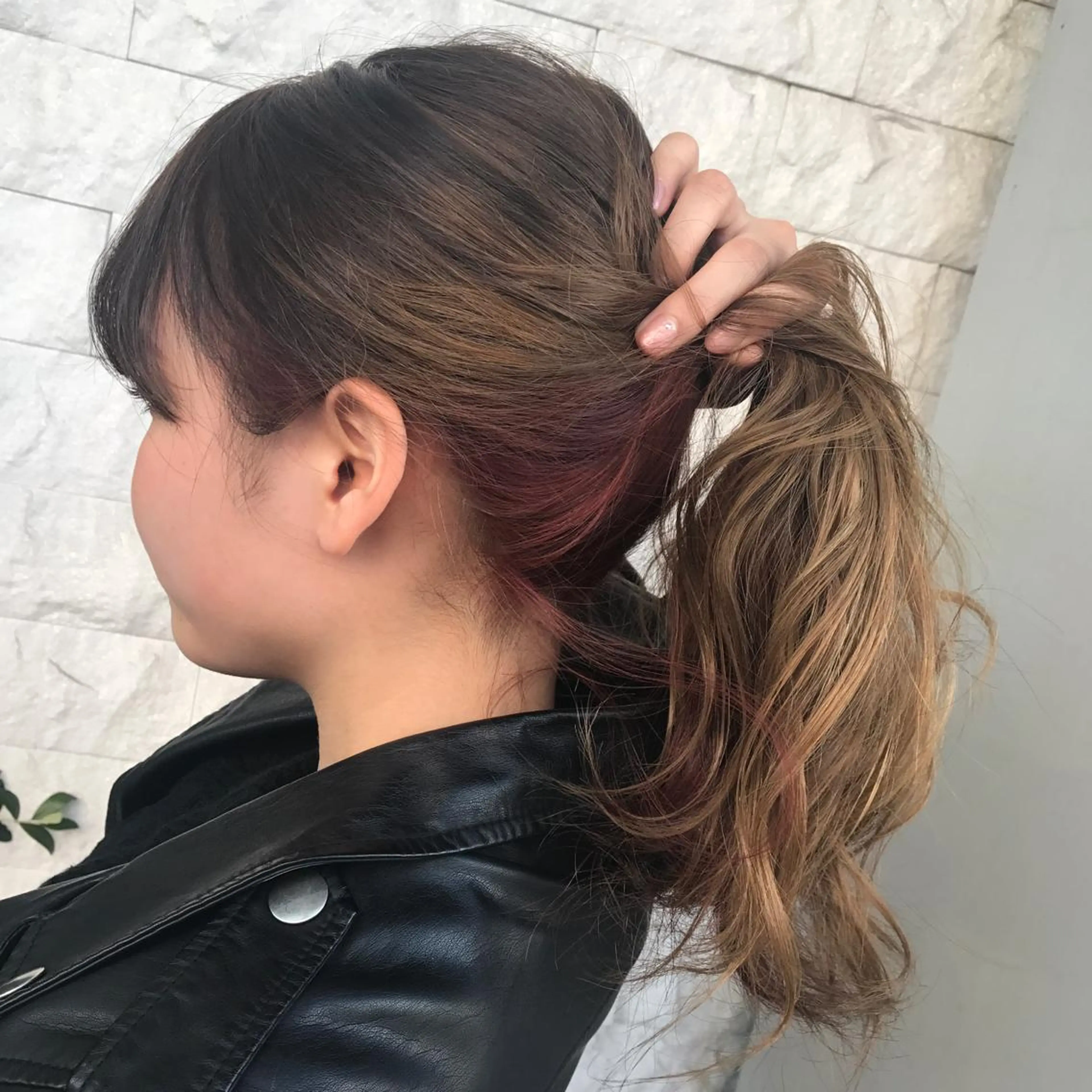 ロング カラー インナーカラー 艶カラー ⭐️田中真緒のヘアスタイル