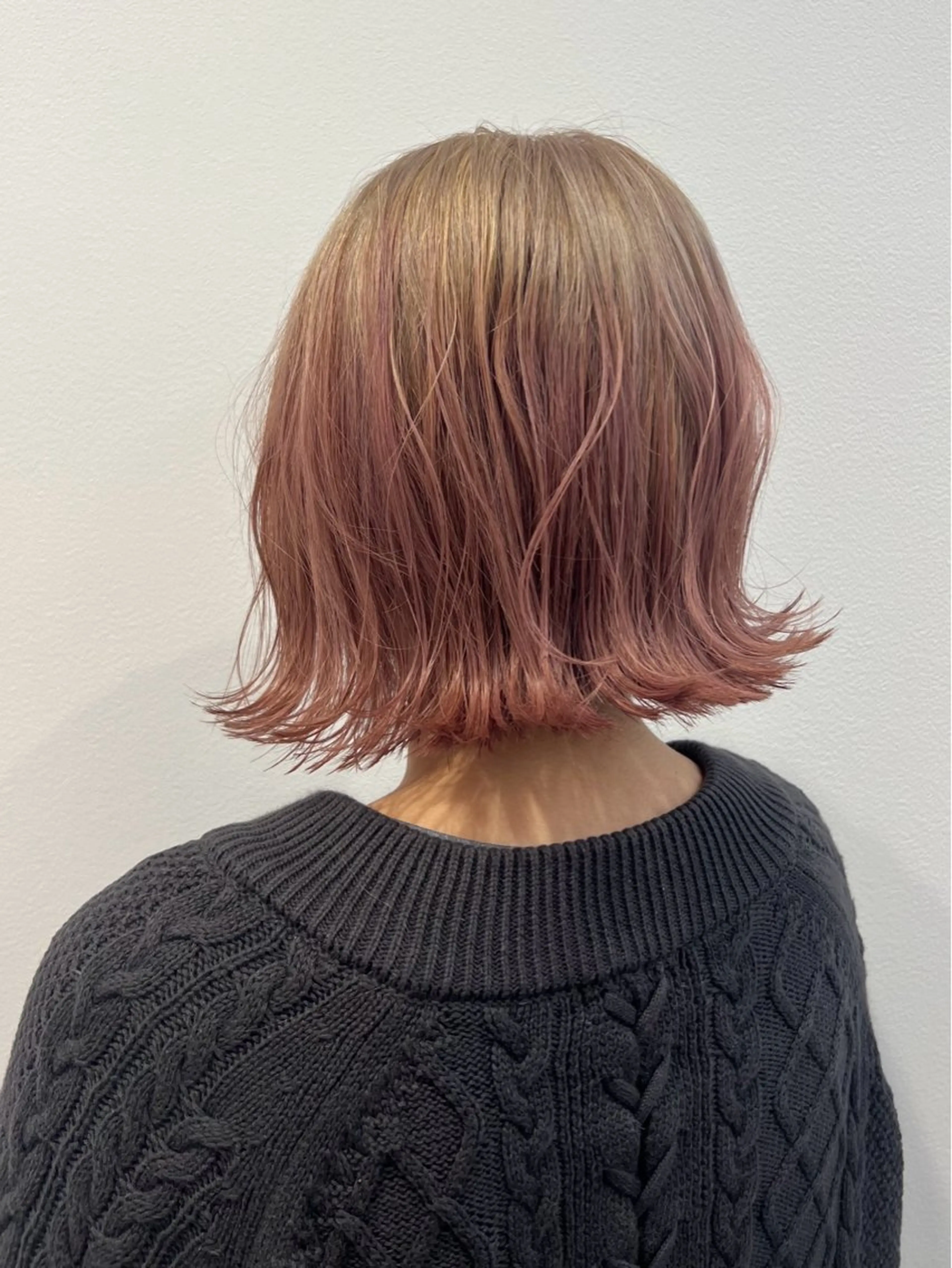 平日19時​〜​限定【⭐️minimo限定価格⭐️】ブリーチ+カラー　※リクエスト予約から受付ますの写真