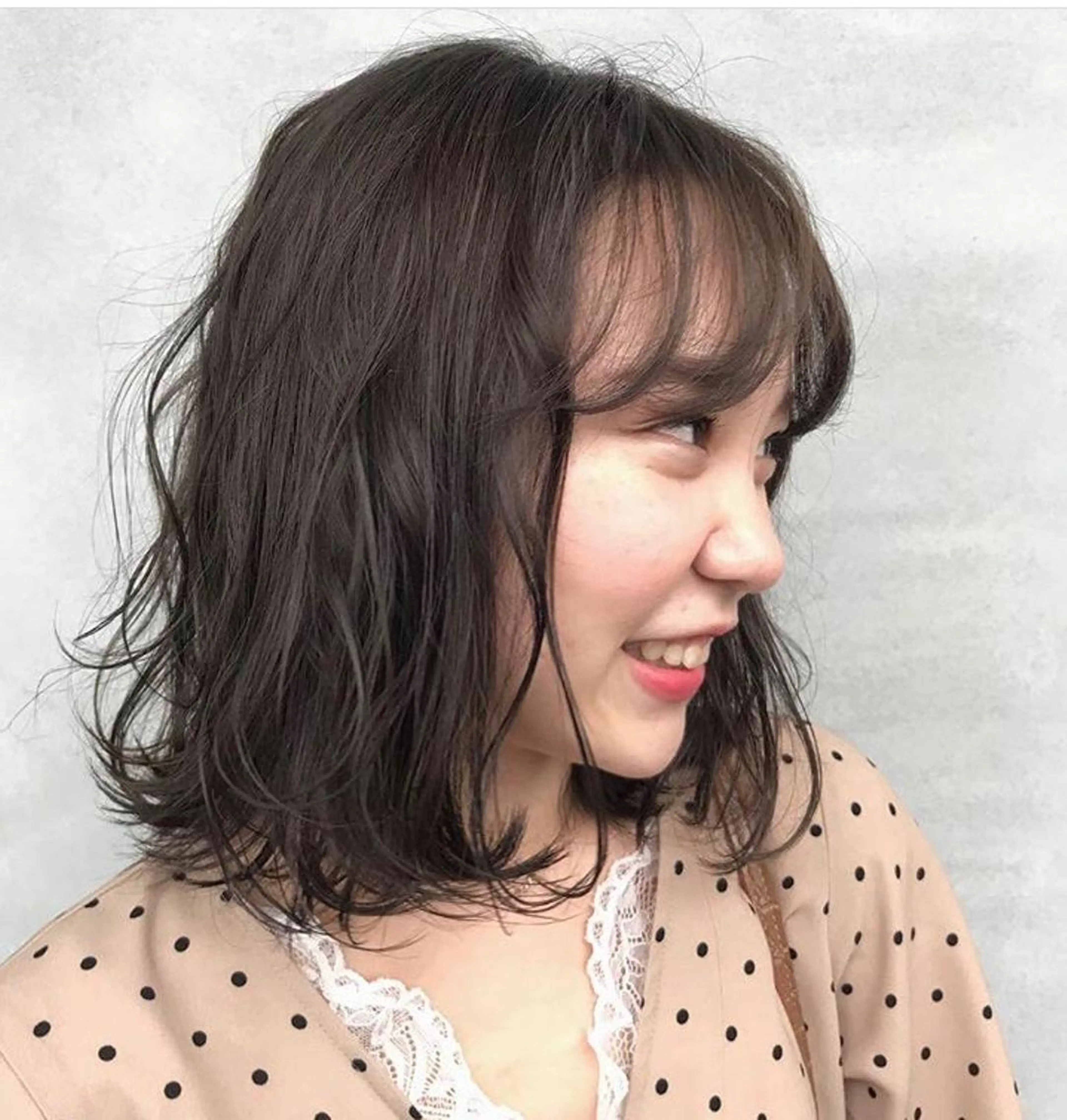 セミロング アッシュ ハイライト 河田 海陽のヘアスタイル