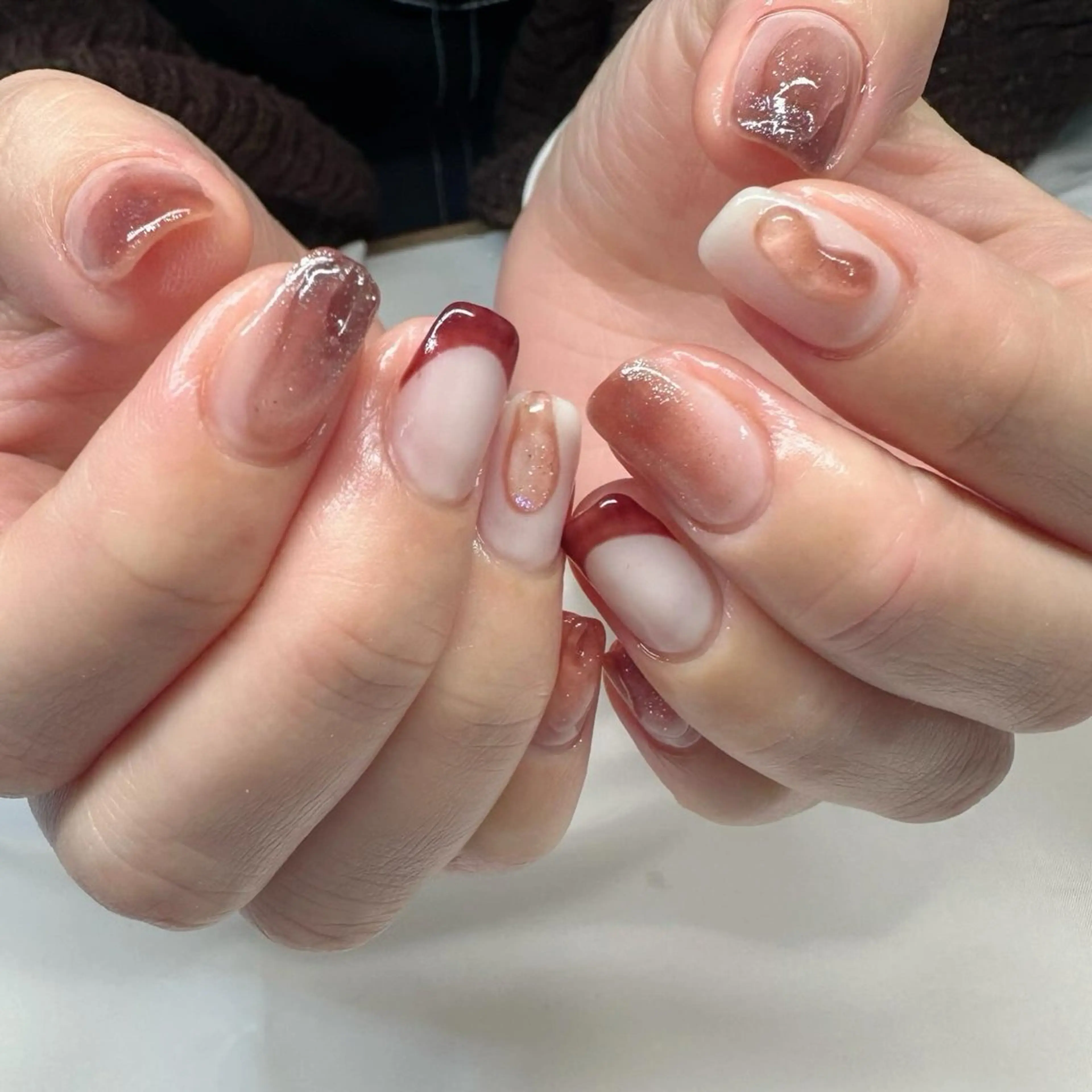 ネイル クリアネイル フレンチネイル 氷ネイル・うるうるネイル 韓国ネイル ニュアンスネイル 🪞KAPE NAIL 🪞のネイルデザイン