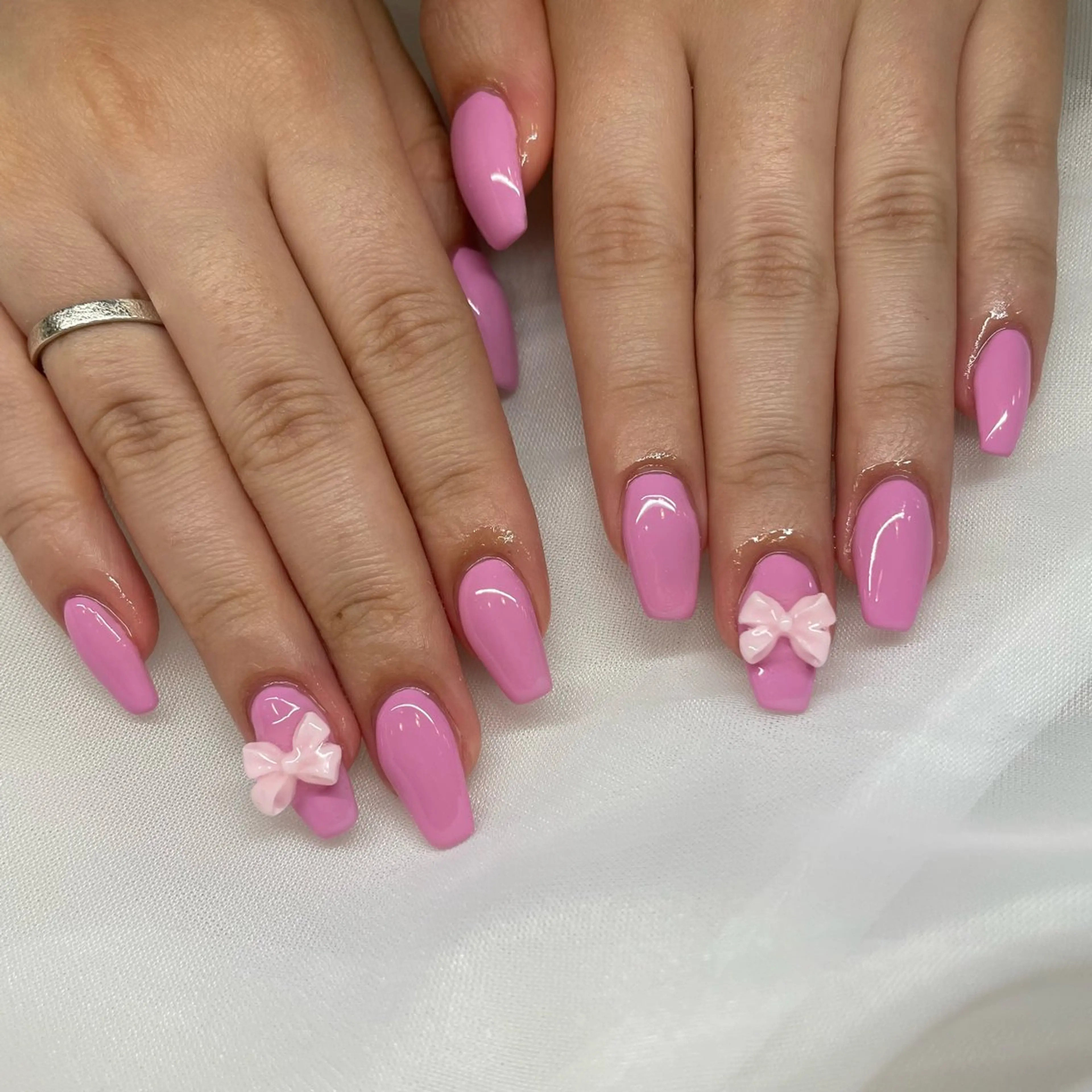 ネイル ワンカラーネイル スカルプネイル Salon de Navi所属・🎀向田 優花🎀のネイルデザイン