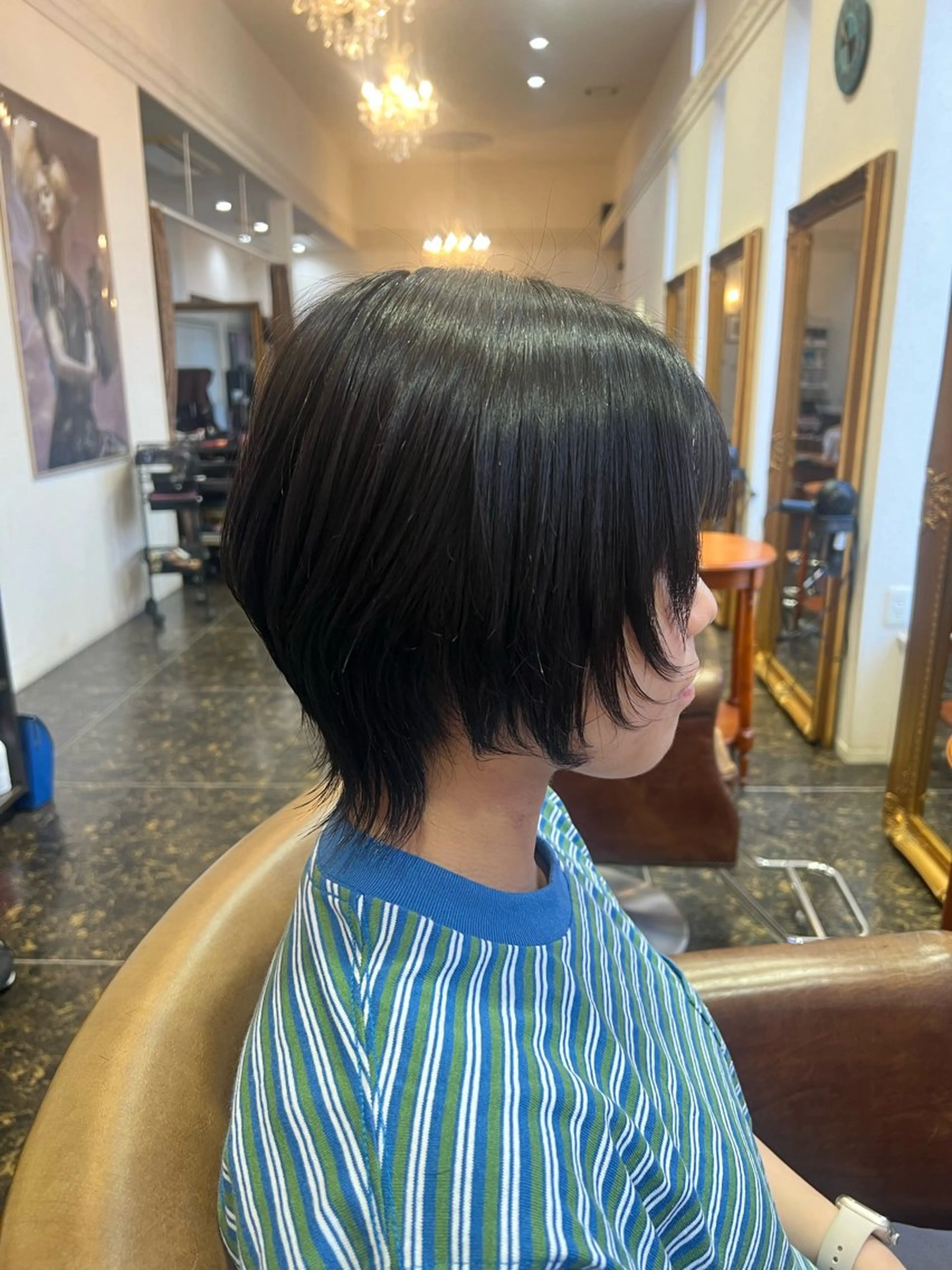 セミロング 伸ばしかけ ウルフカット サロンドビジュー所属・佐藤 尚子のヘアスタイル